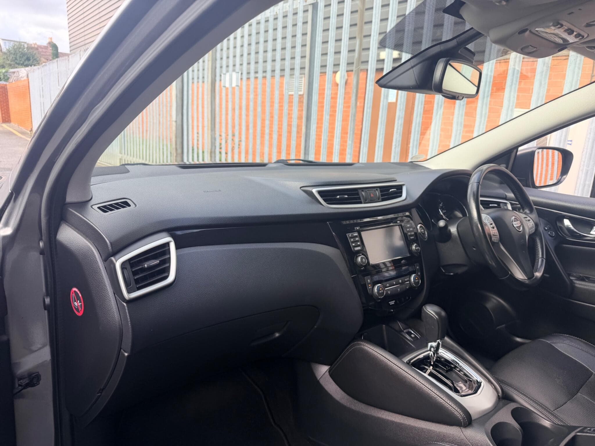 2014 Nissan Qashqai - Thumbnail 12