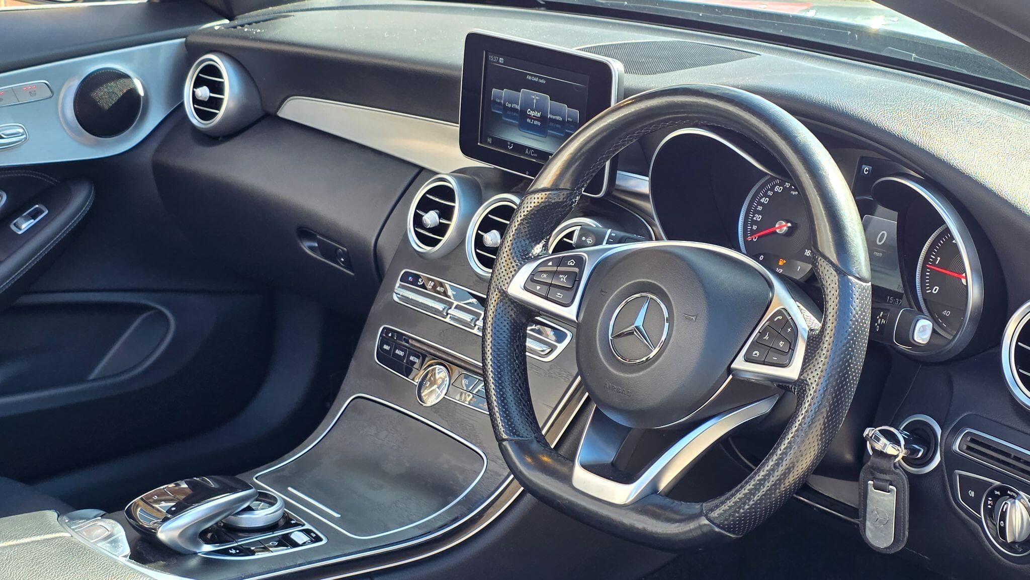 2016 Mercedes-Benz C Class - Thumbnail 18