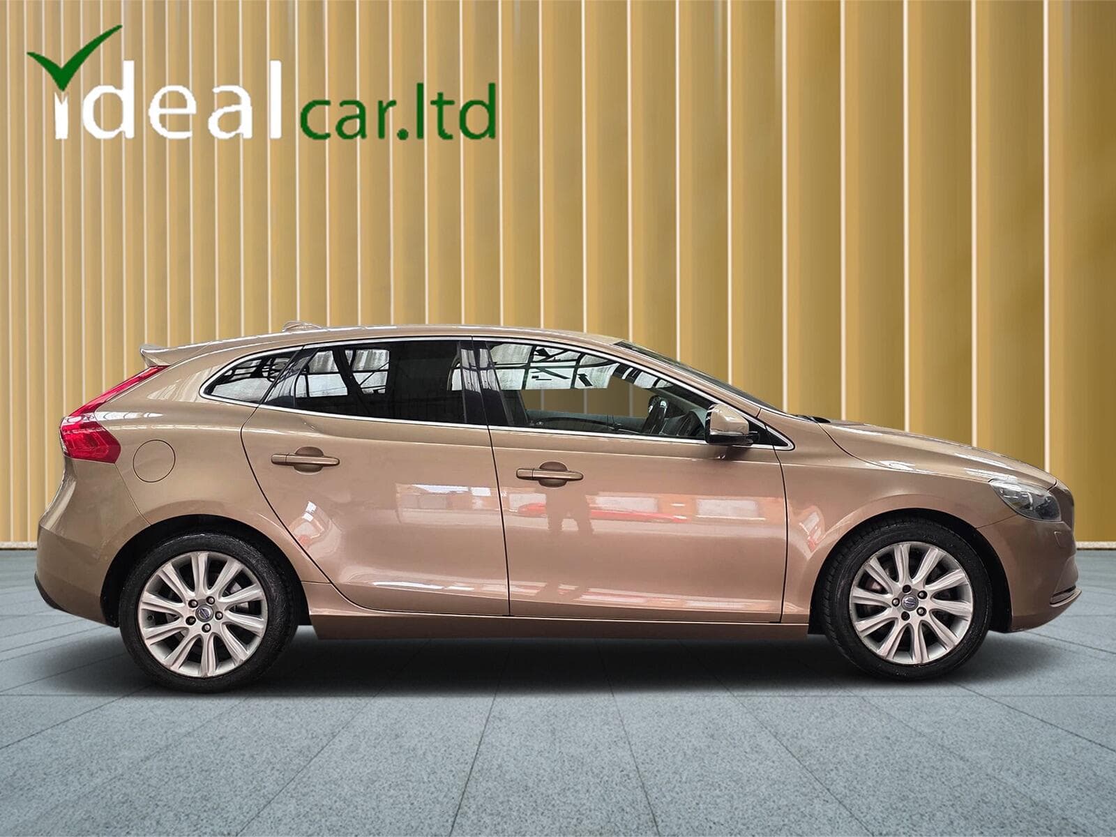 2013 Volvo V40 - Thumbnail 6