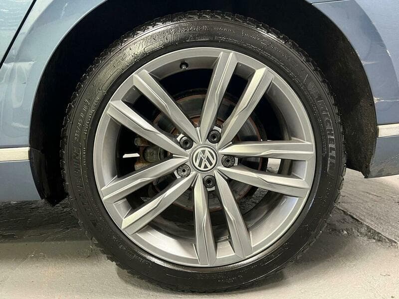 2015 Volkswagen Passat - Thumbnail 20