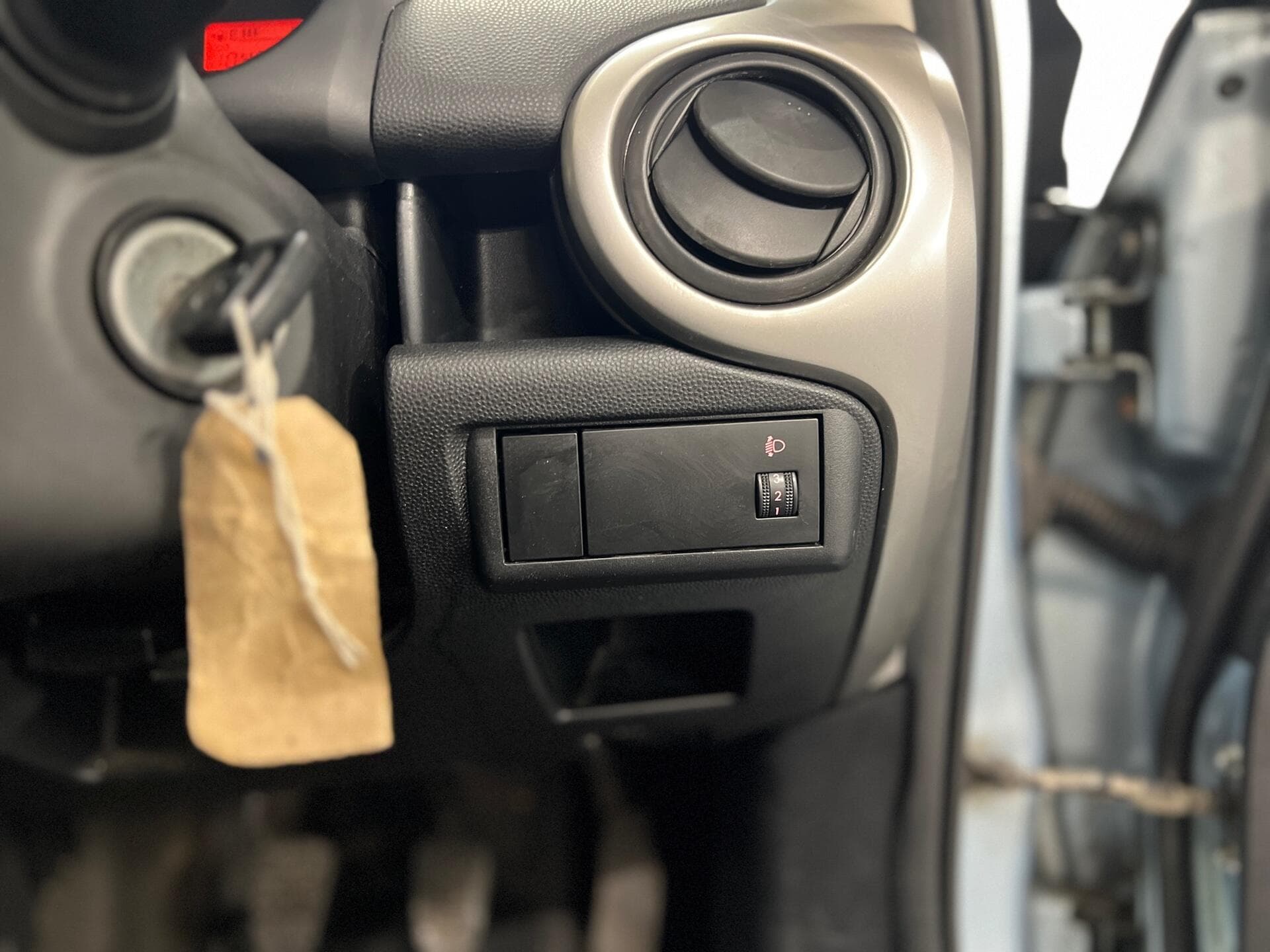 2008 Mazda Mazda2 - Thumbnail 25