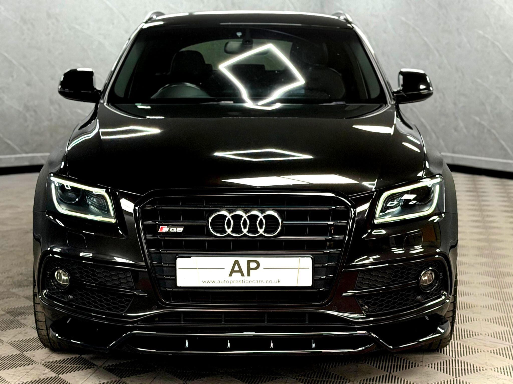 2016 Audi SQ5 - Thumbnail 9