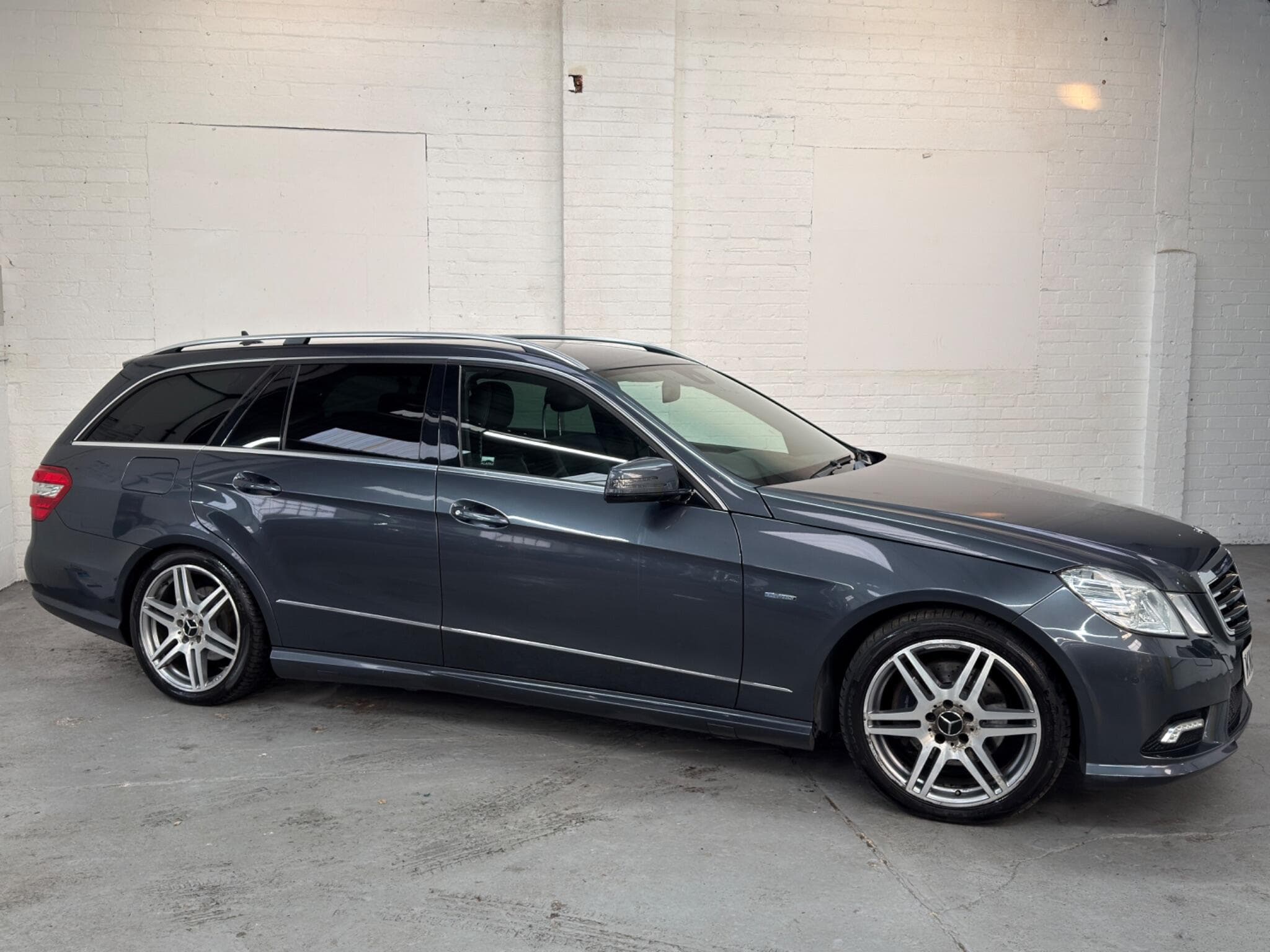 2010 Mercedes-Benz E Class - Thumbnail 11