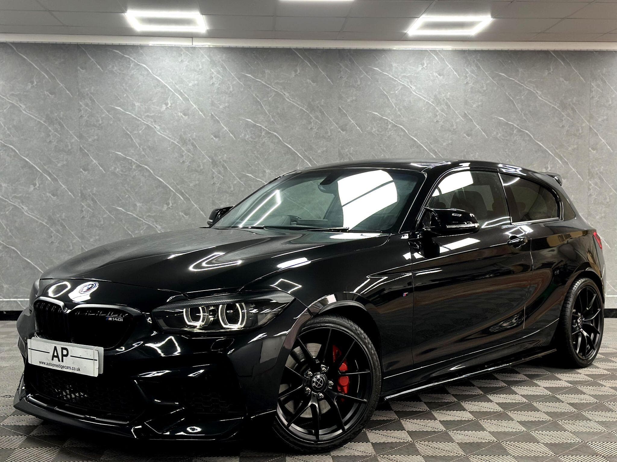 2018 BMW 1 Series - Thumbnail 11