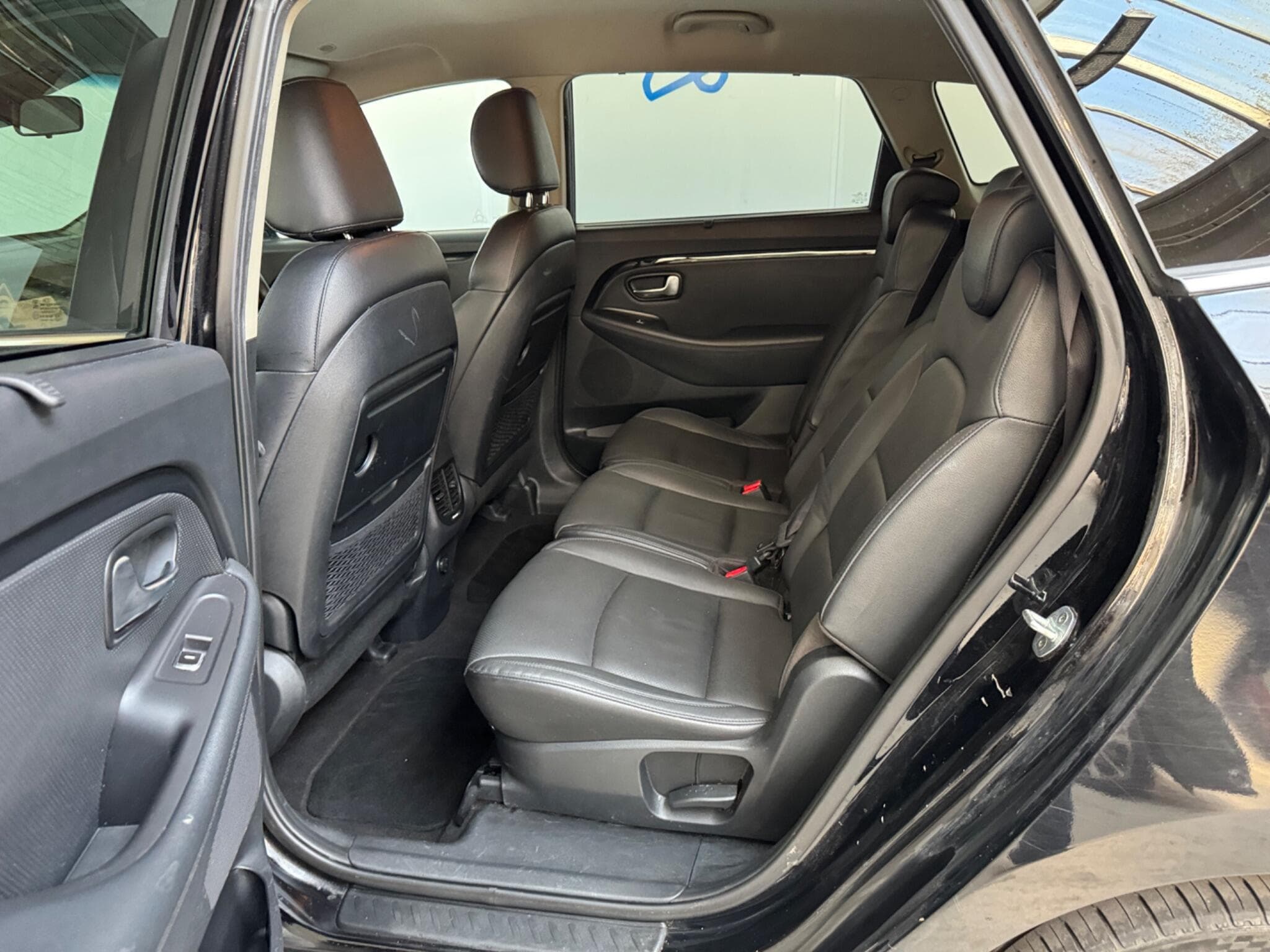 2016 Kia Carens - Thumbnail 11