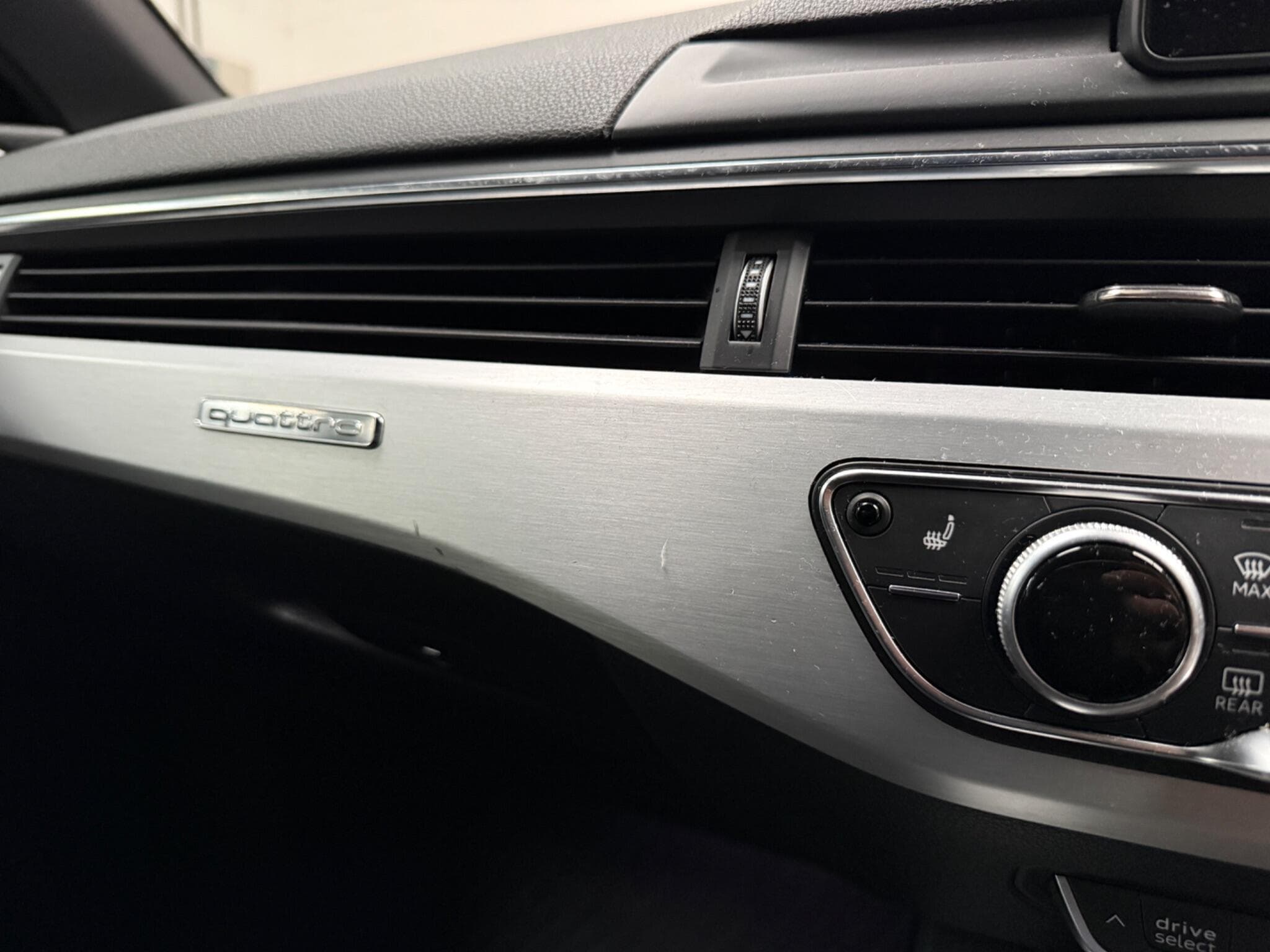 2017 Audi A4 - Thumbnail 21