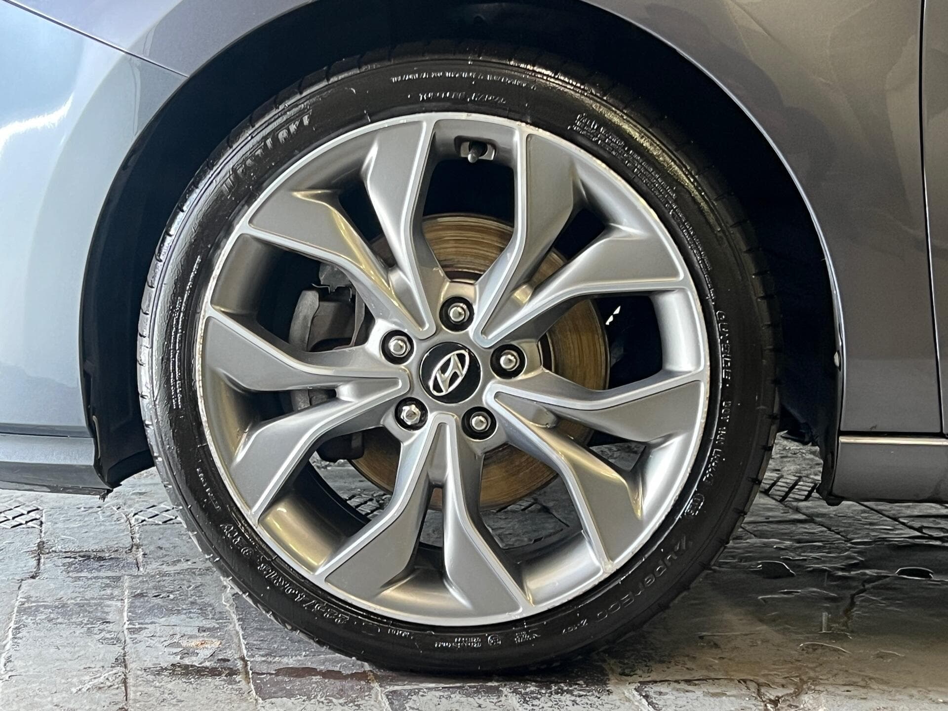 2019 Hyundai i30 - Thumbnail 29