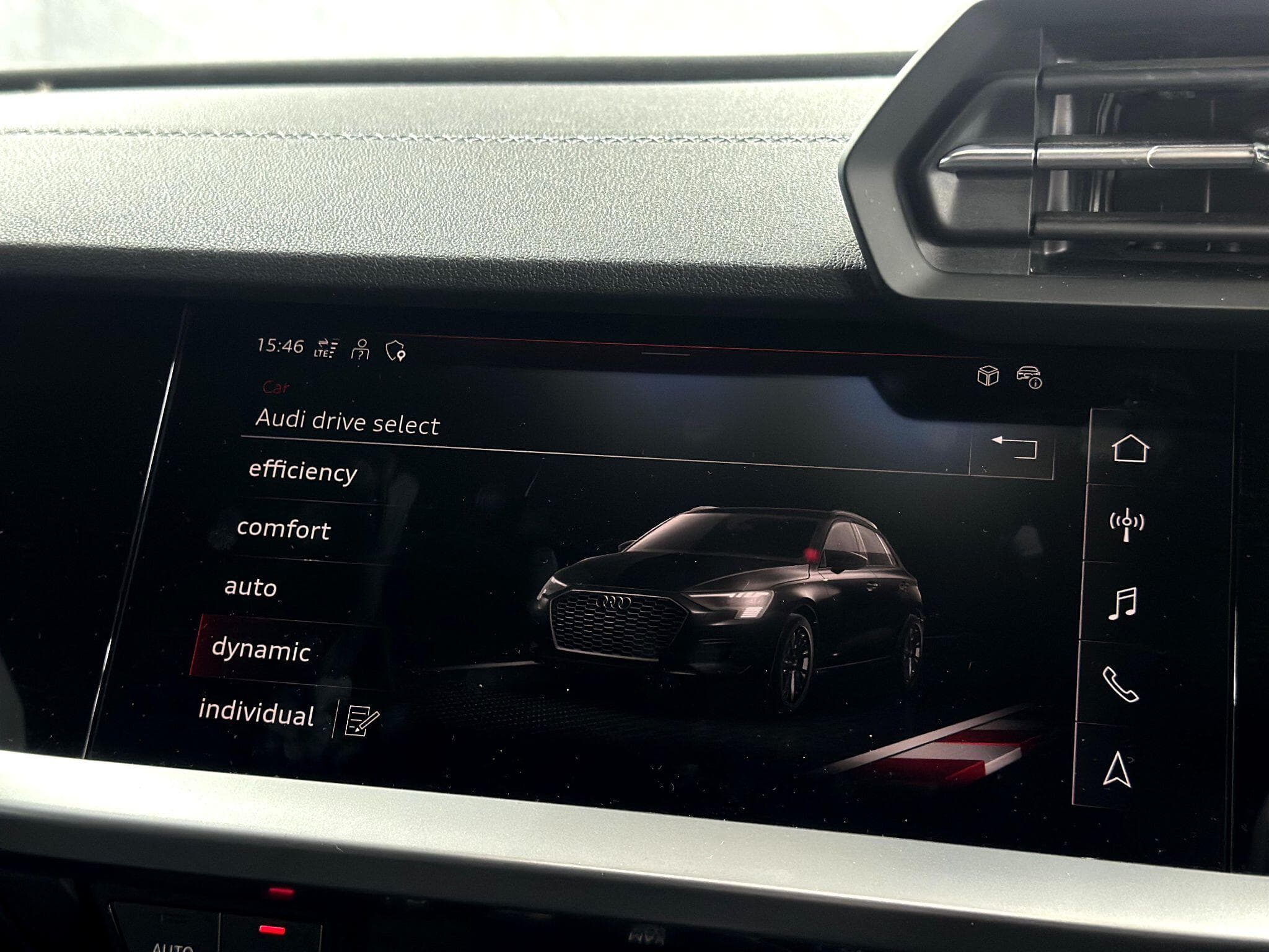 2023 Audi S3 - Thumbnail 32