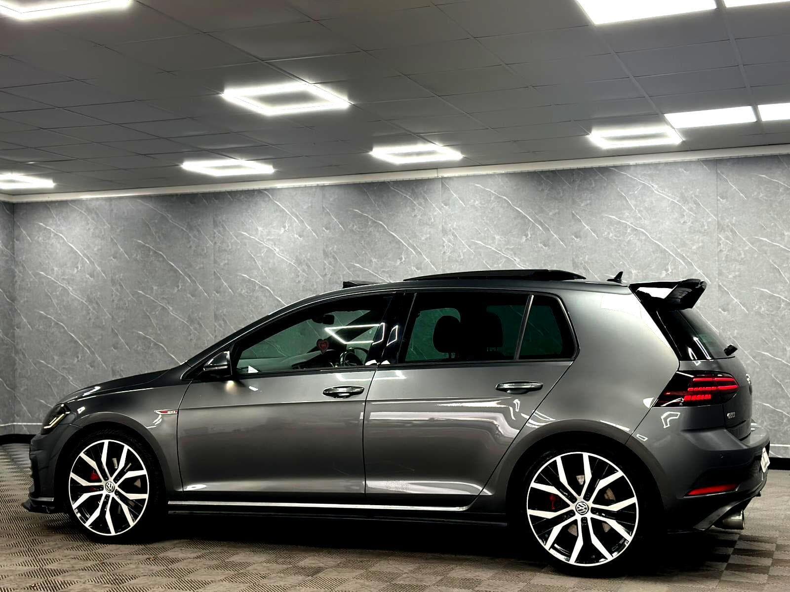 2018 Volkswagen Golf - Thumbnail 25