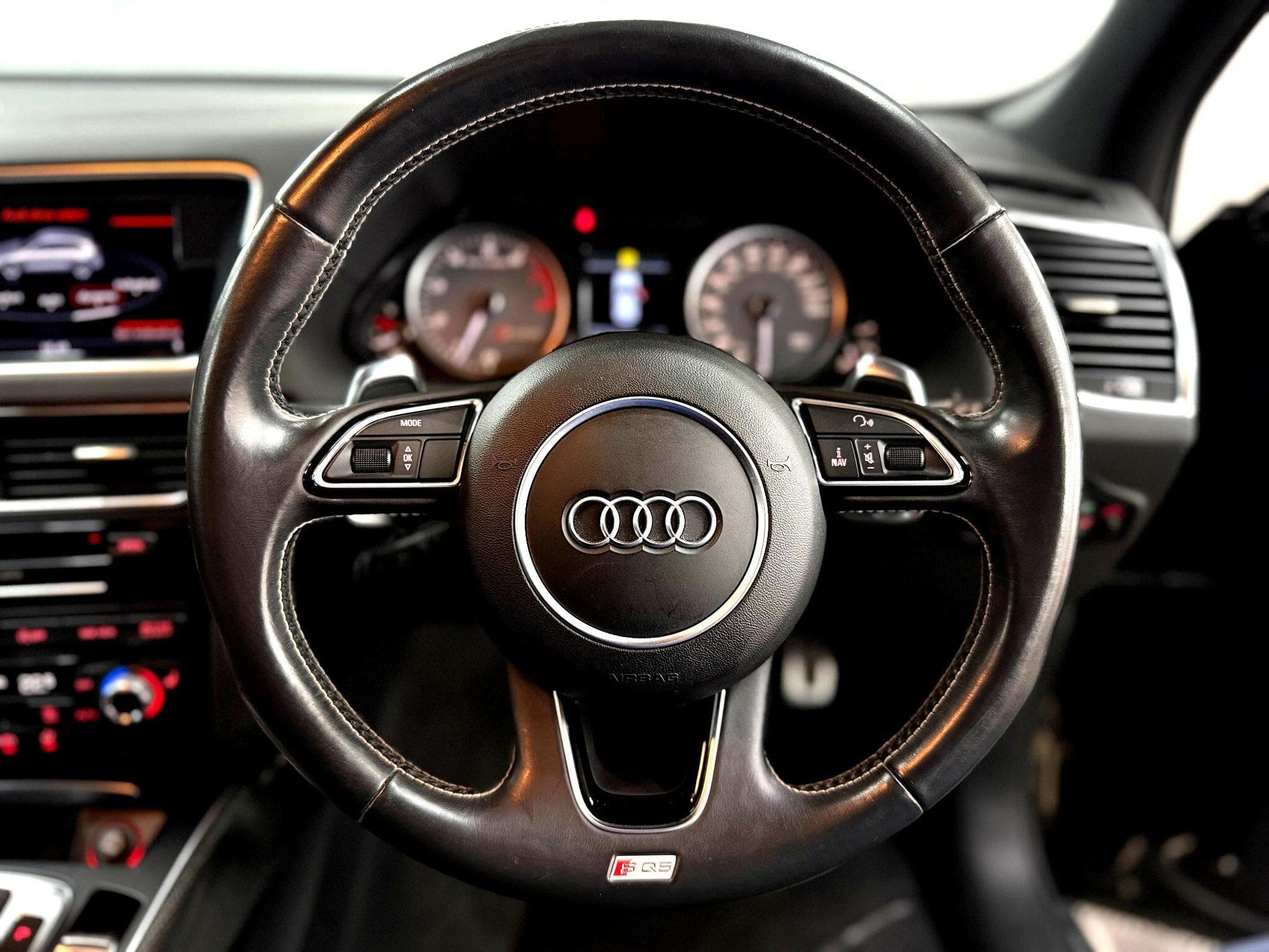 2016 Audi SQ5 - Thumbnail 33
