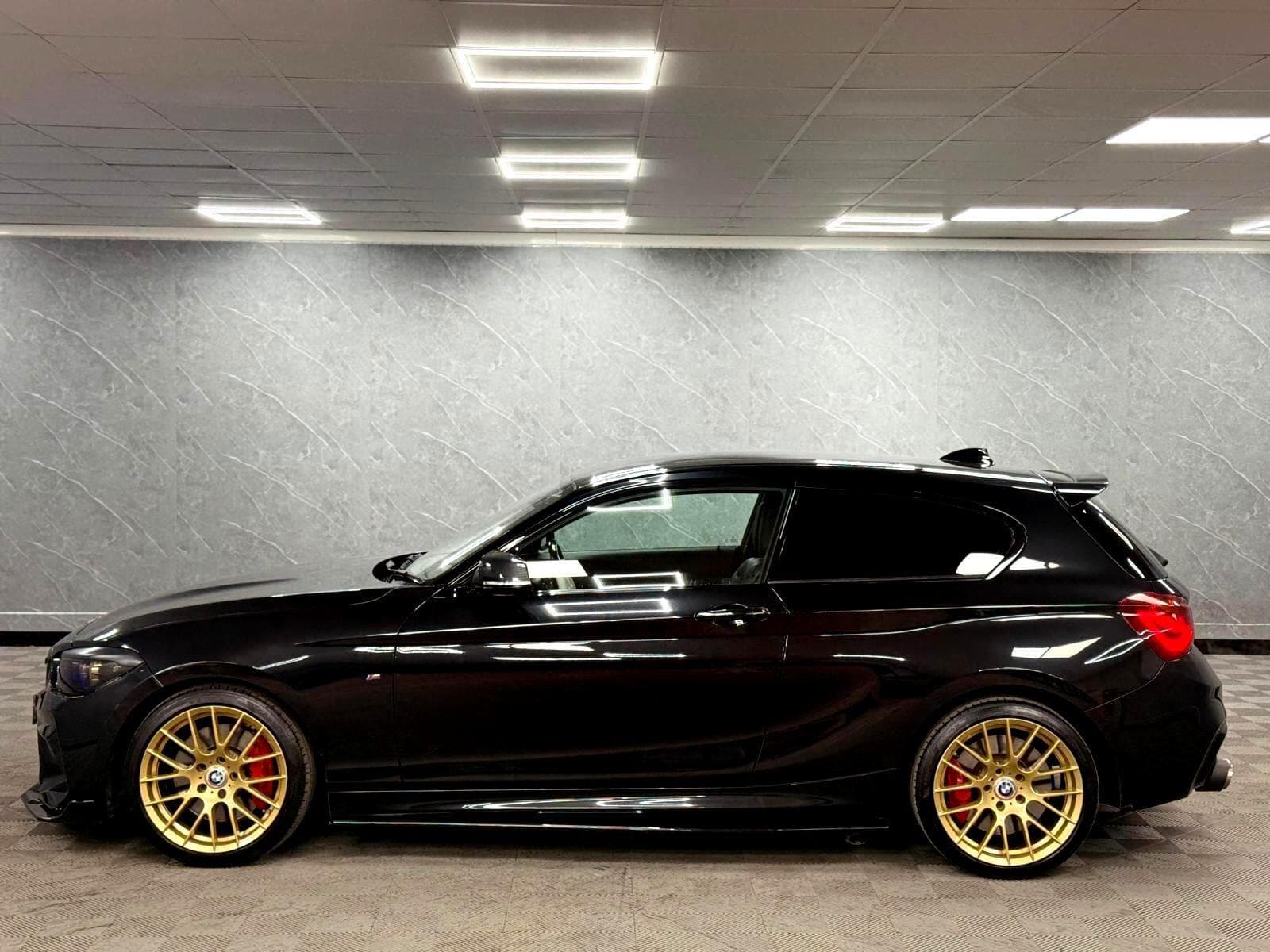 2017 BMW 1 Series - Thumbnail 32