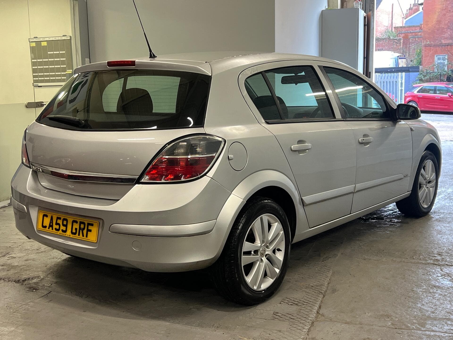 2009 Vauxhall Astra - Thumbnail 8