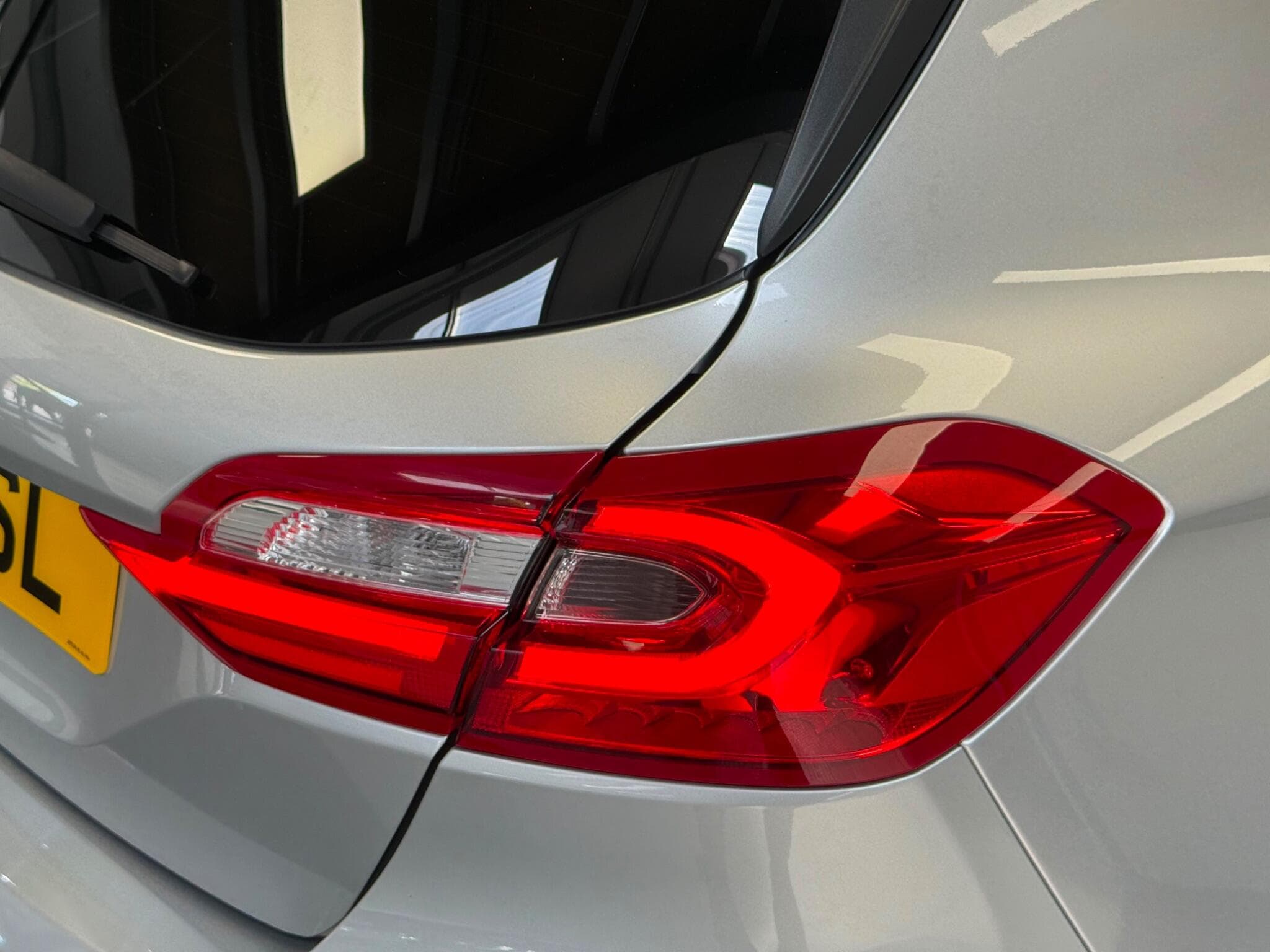 2021 Ford Fiesta - Thumbnail 41