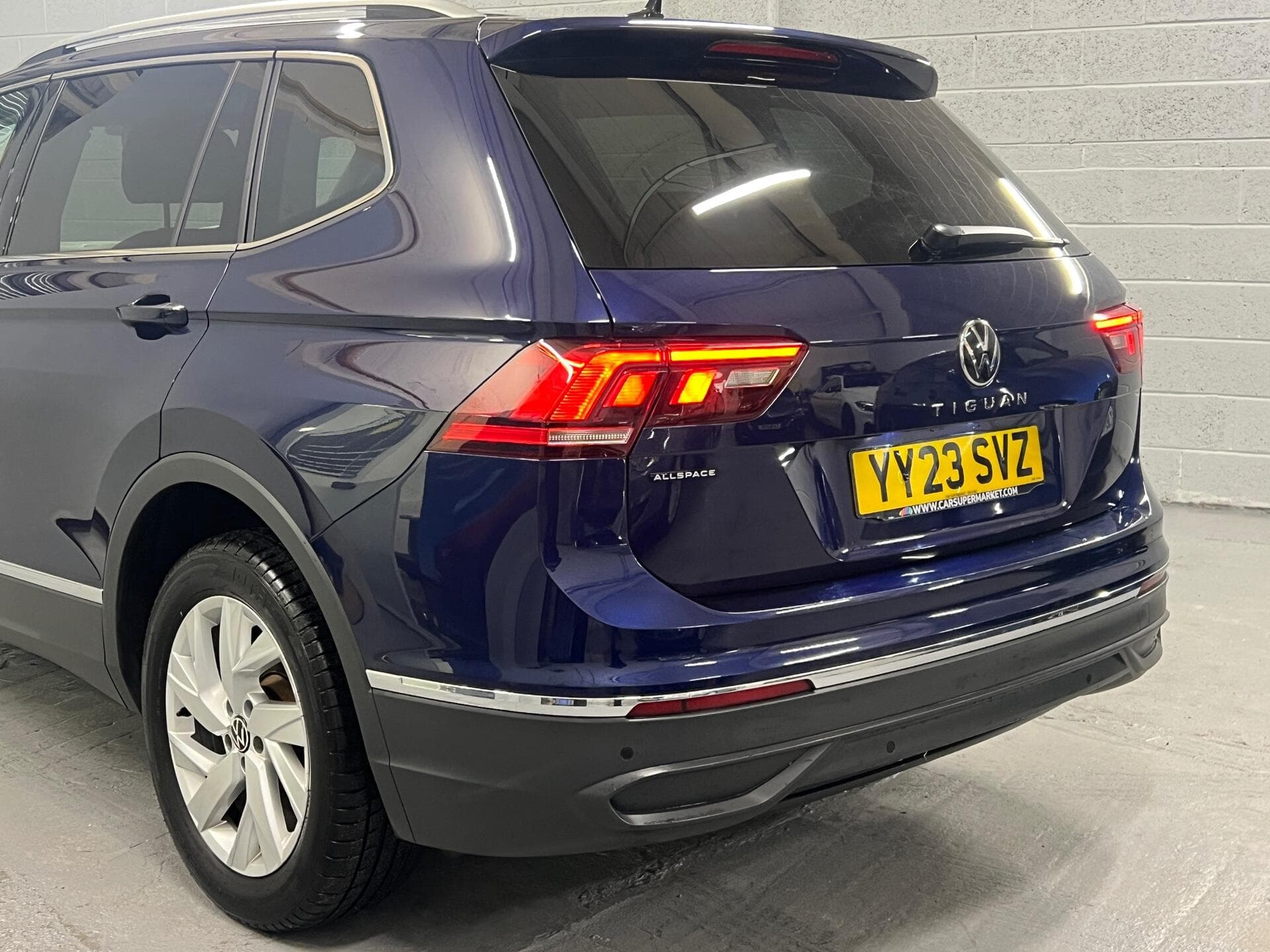 2023 Volkswagen Tiguan Allspace - Thumbnail 23