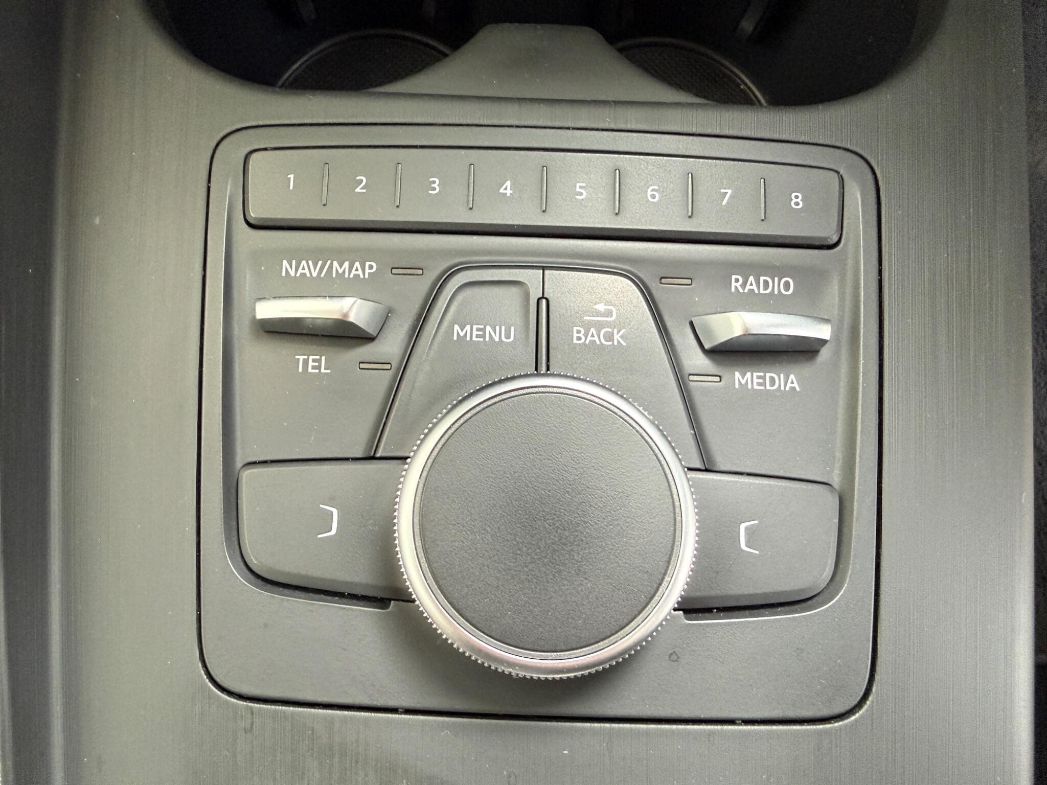 2017 Audi A4 Avant - Thumbnail 19