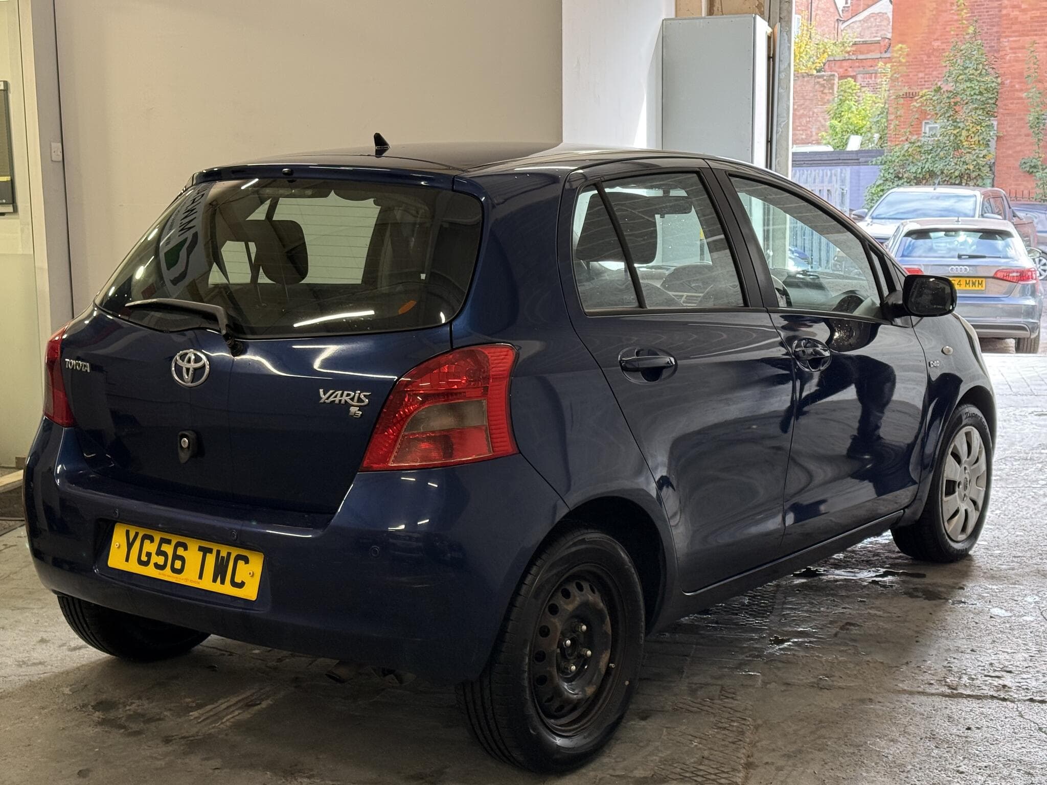 2006 Toyota Yaris - Thumbnail 6