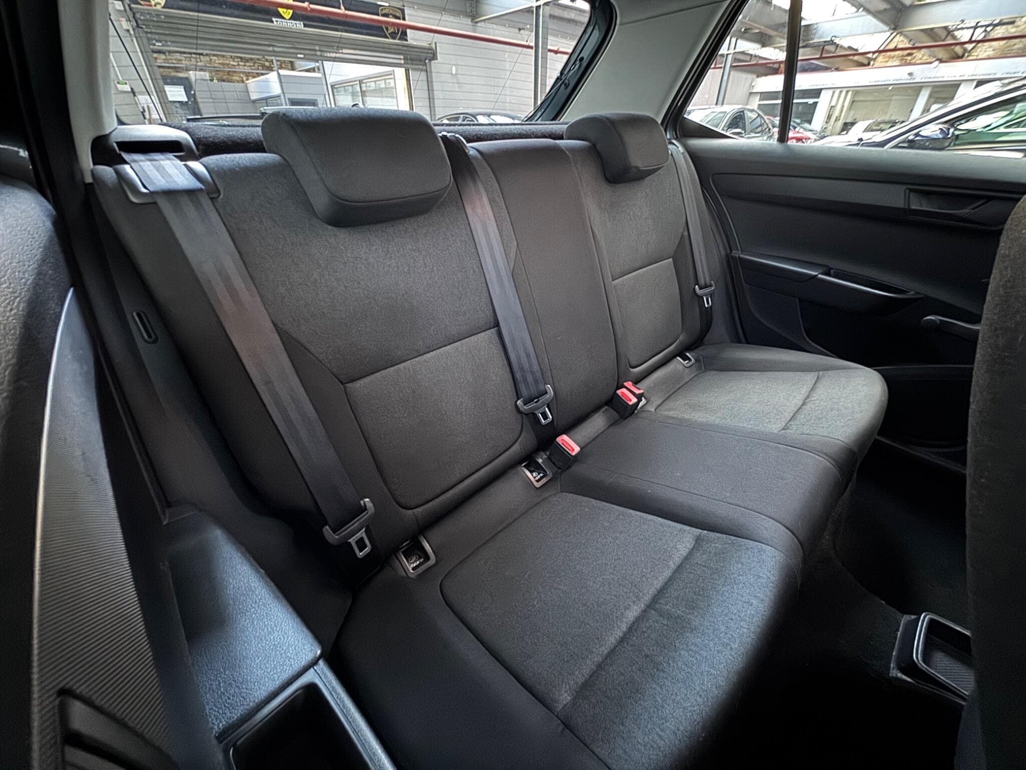 2017 Skoda Fabia - Thumbnail 11