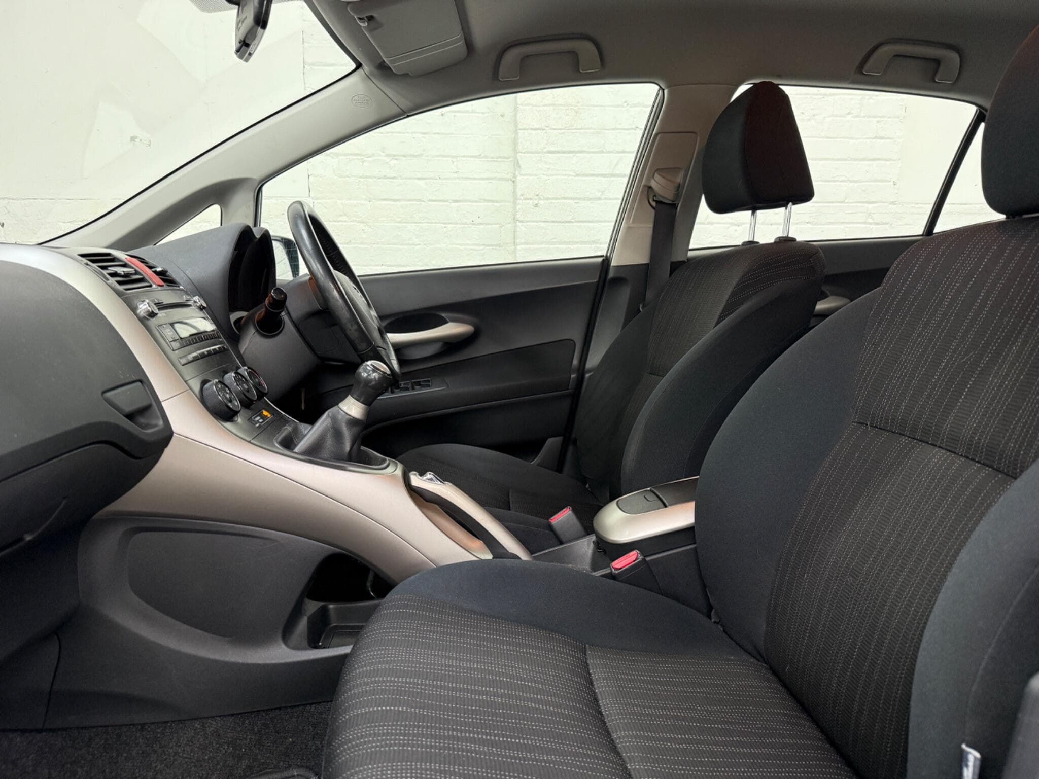 2007 Toyota Auris - Thumbnail 14