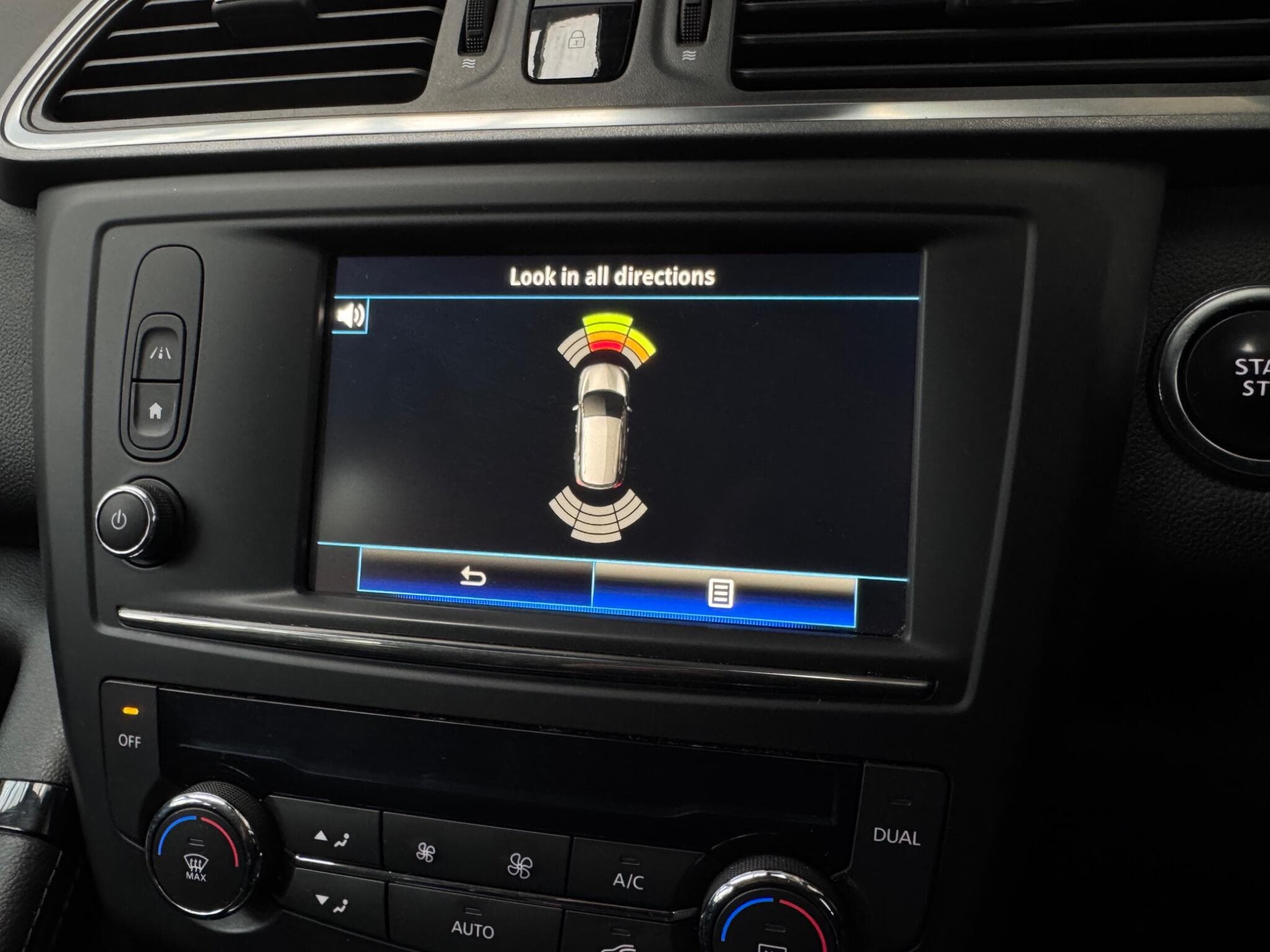 2018 Renault Kadjar - Thumbnail 18