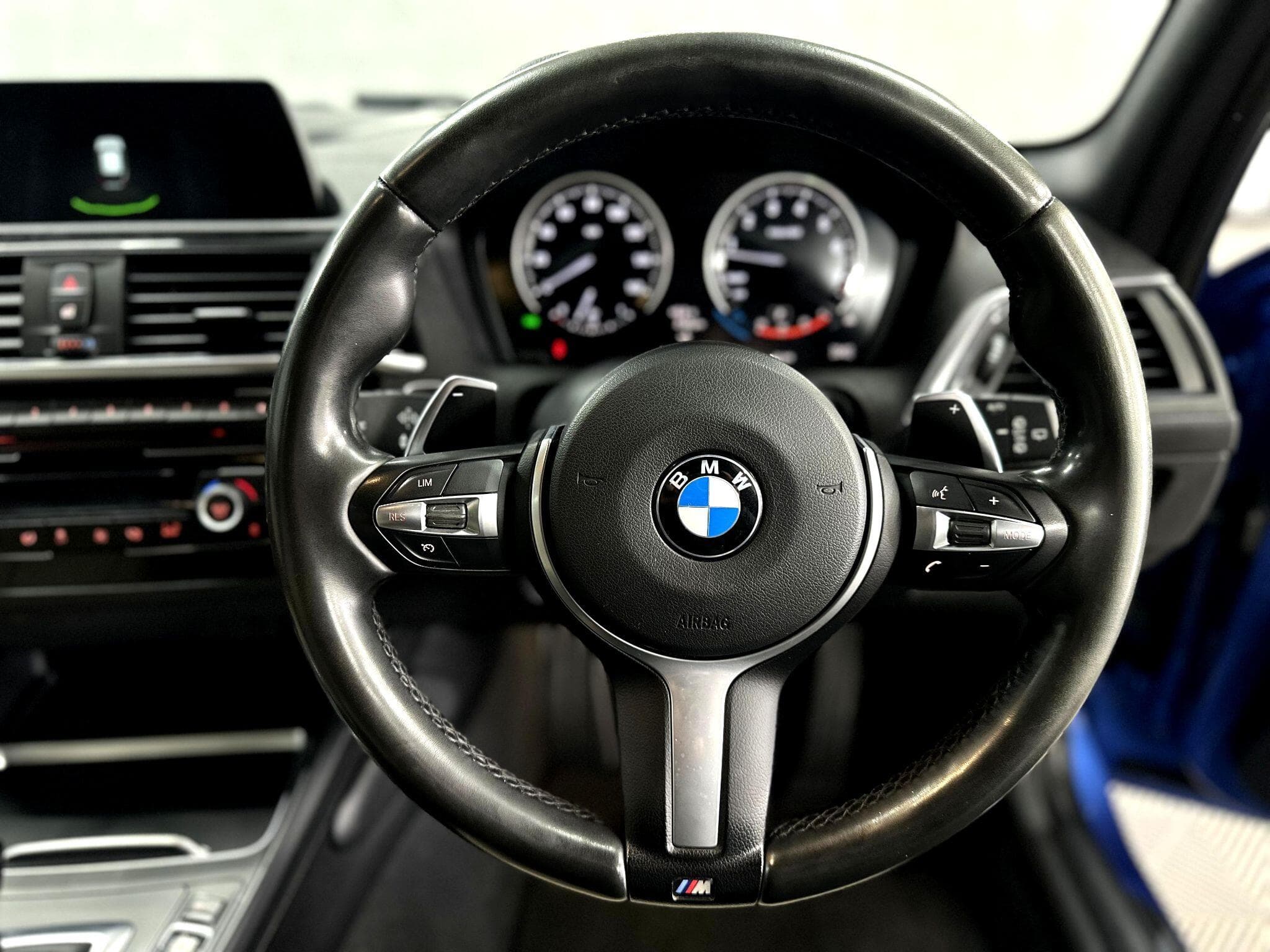 2017 BMW 1 Series - Thumbnail 23