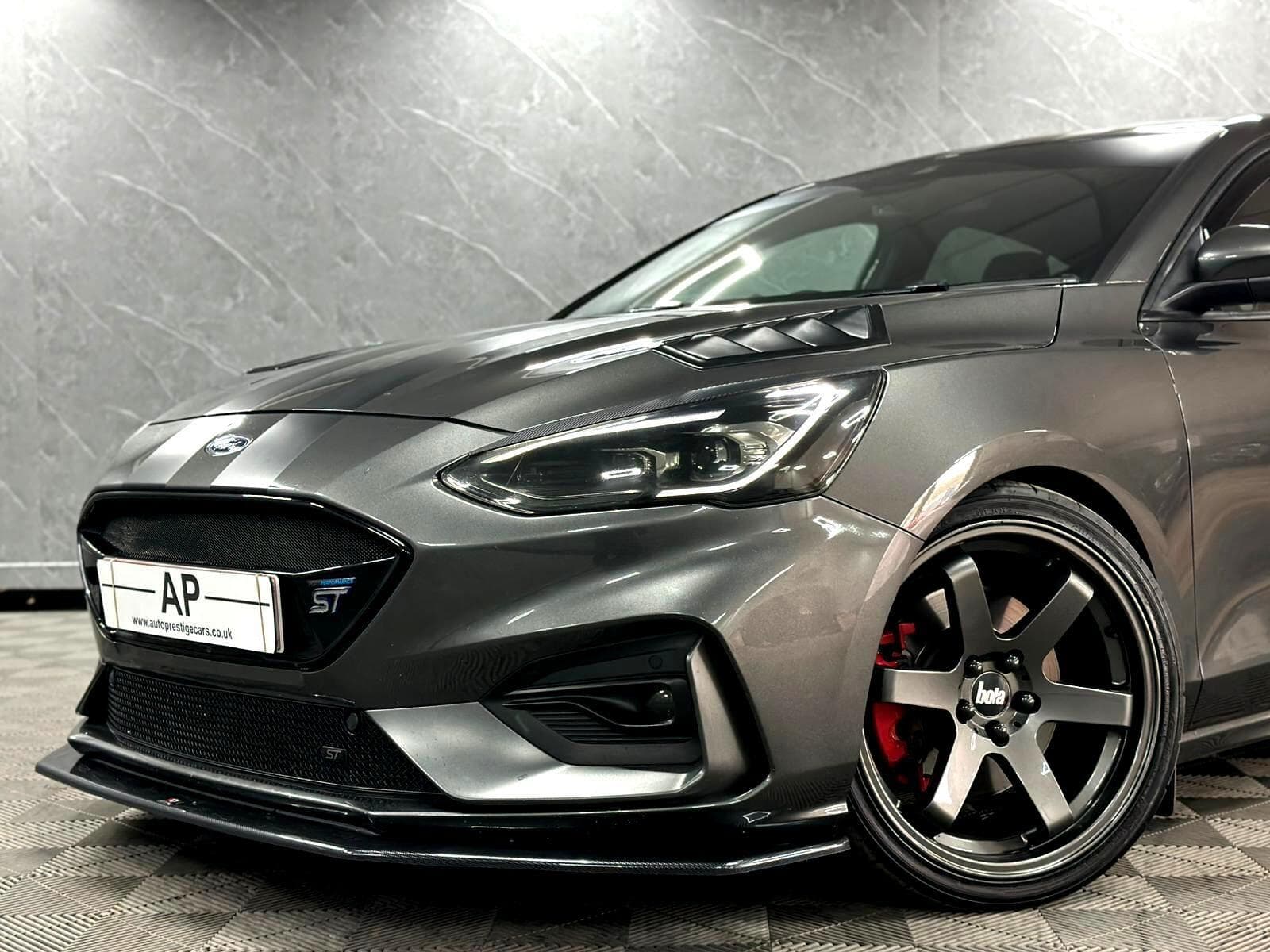 2020 Ford Focus - Thumbnail 18