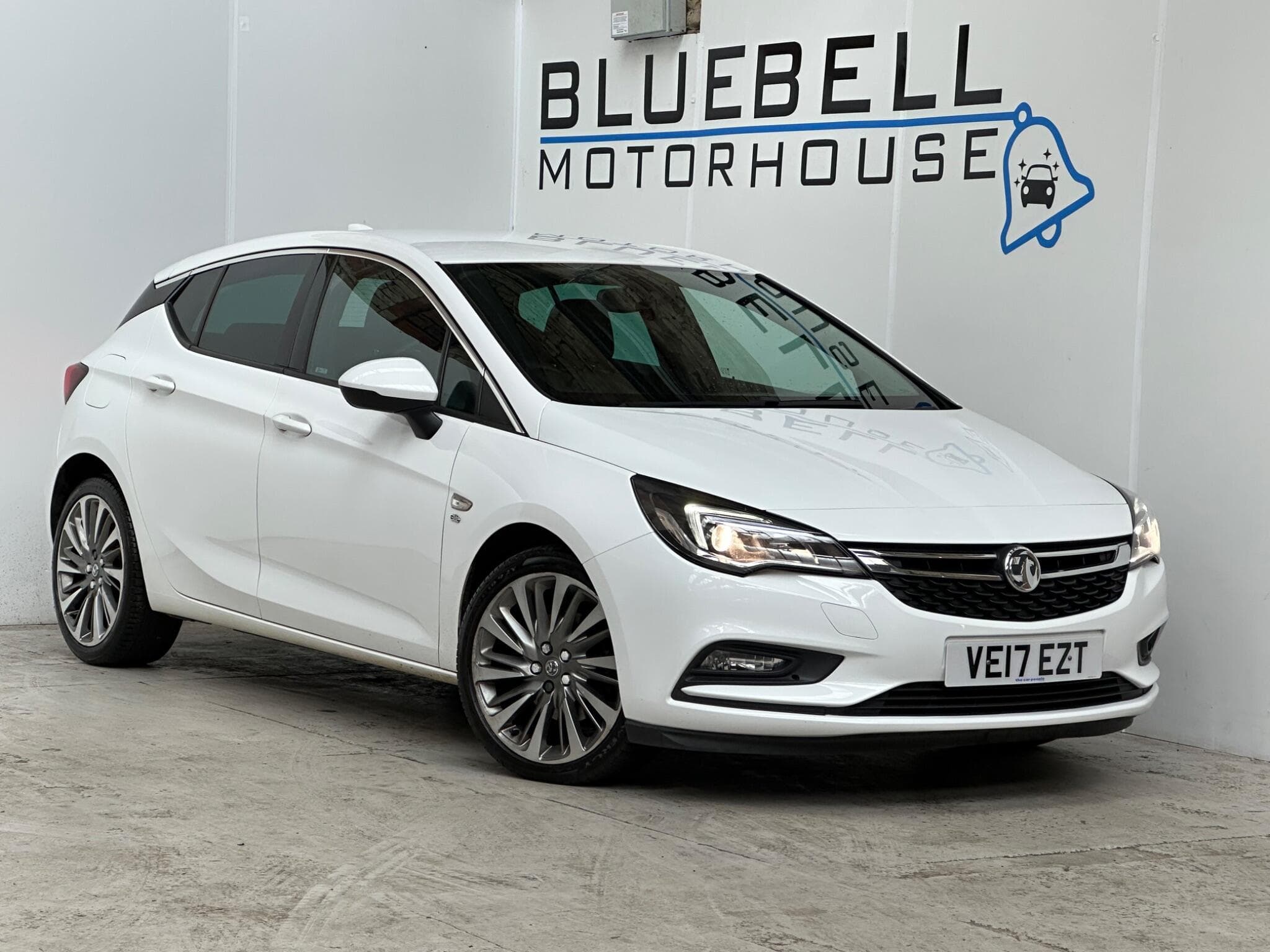 2017 Vauxhall Astra - Main