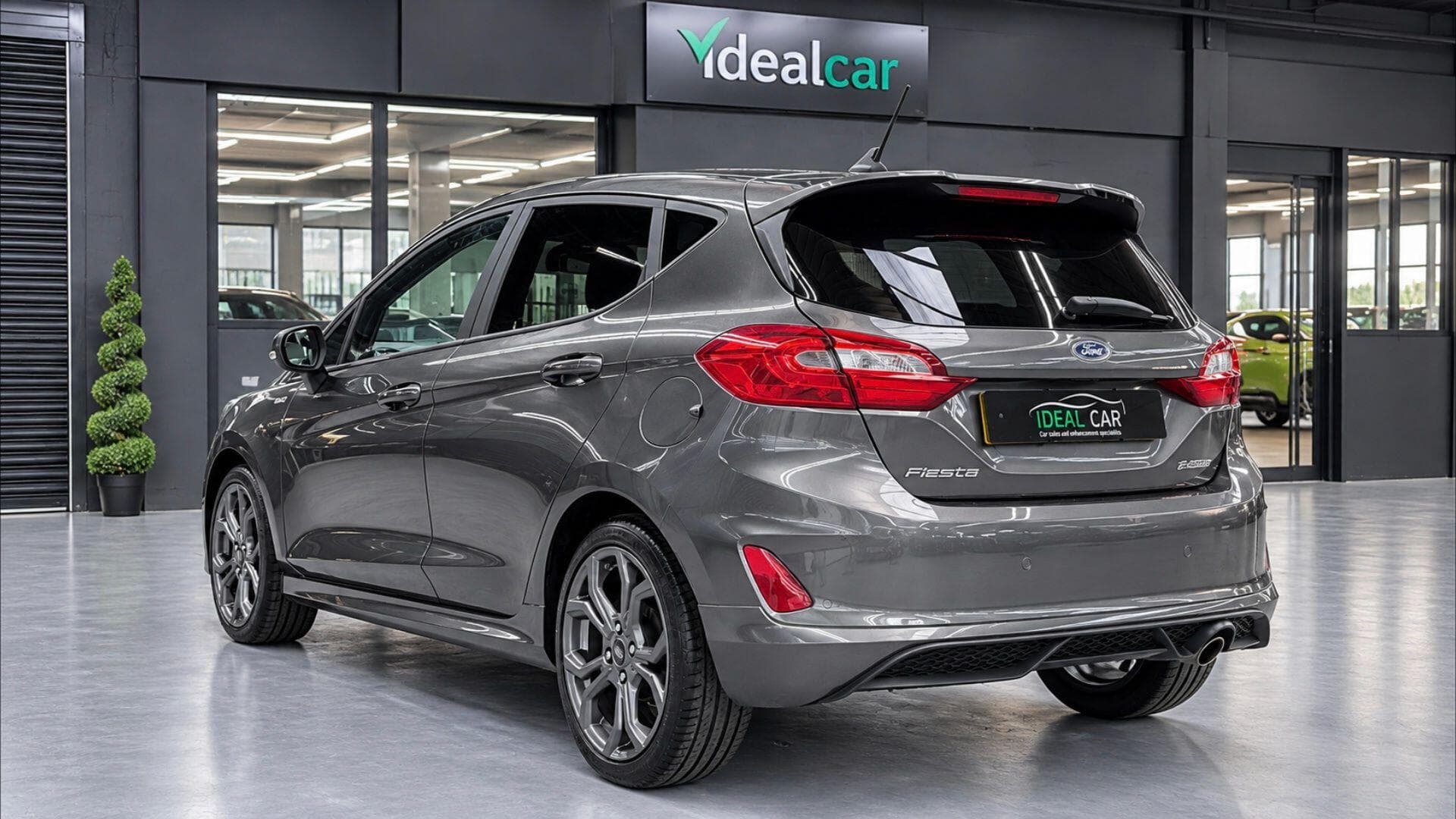 2021 Ford Fiesta - Thumbnail 2