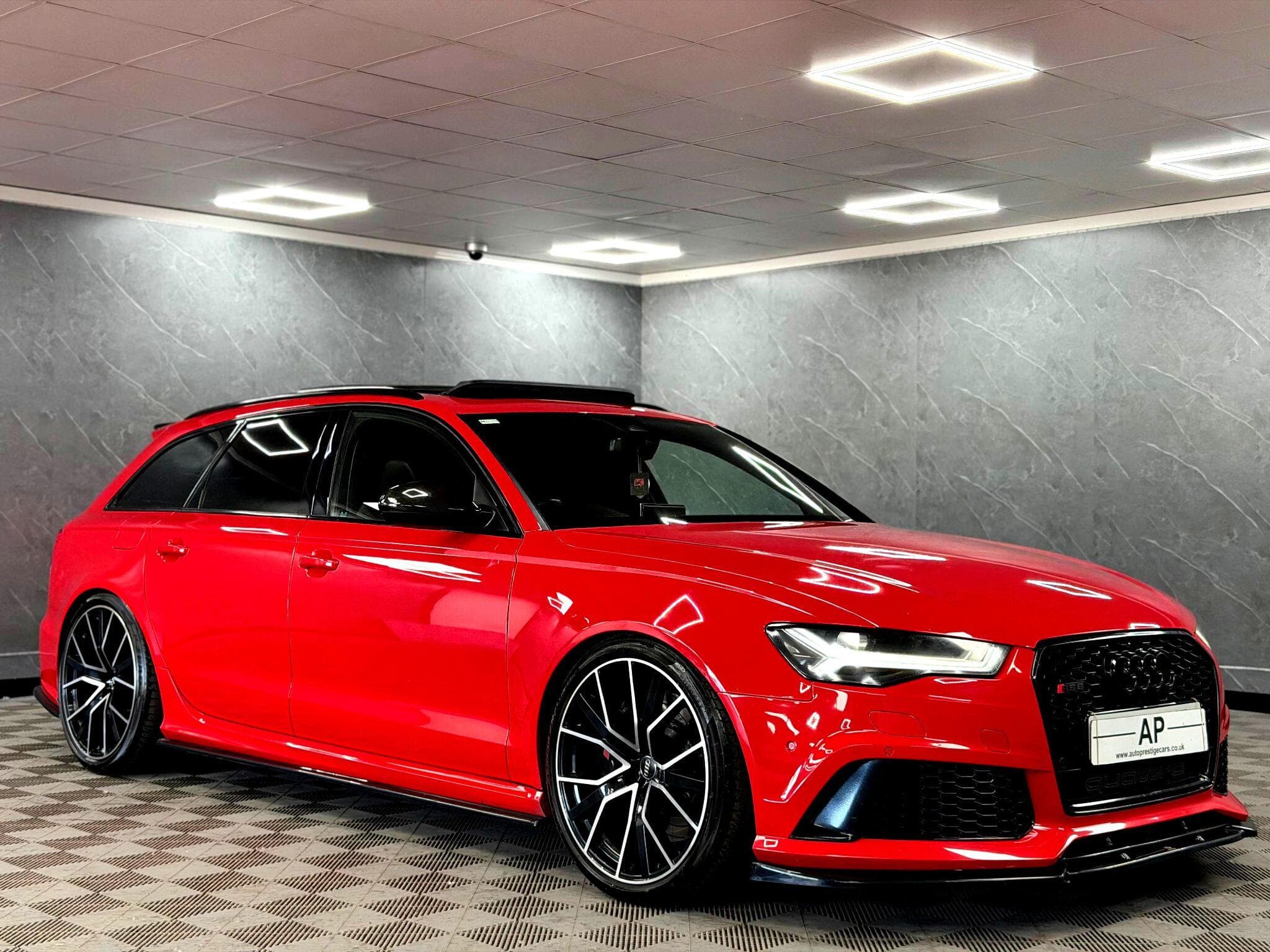 2017 Audi RS6 Avant - Main