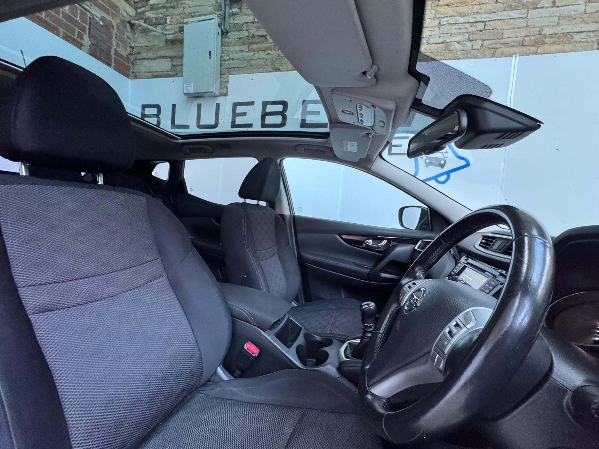 2015 Nissan Qashqai - Thumbnail 13