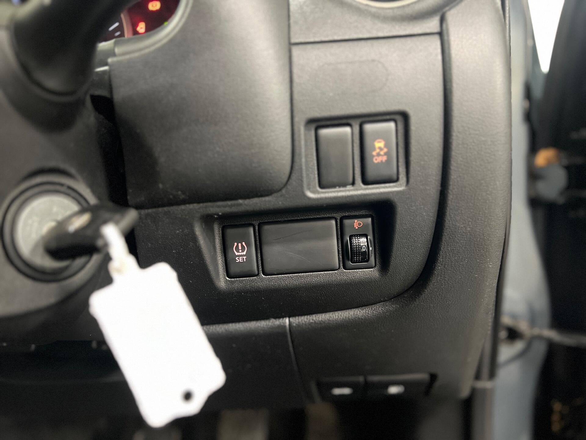 2016 Nissan Micra - Thumbnail 29