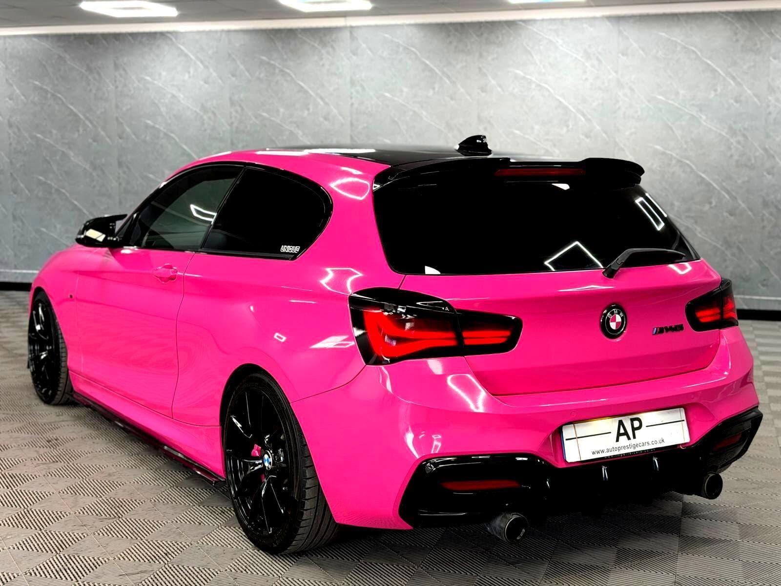 2017 BMW 1 Series - Thumbnail 25