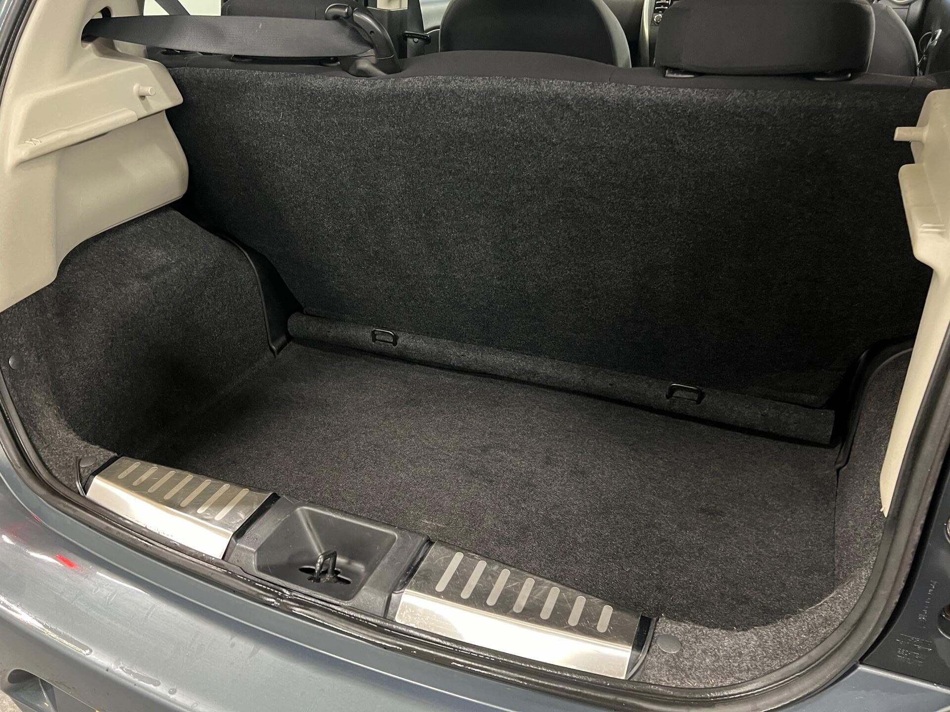 2016 Nissan Micra - Thumbnail 42