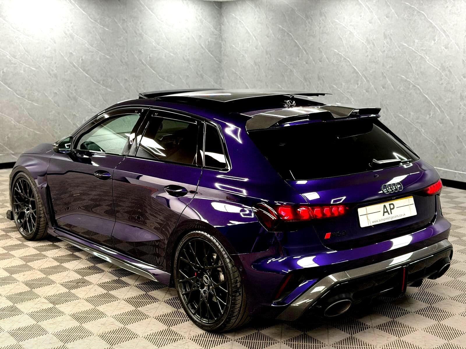 2025 Audi RS3 - Thumbnail 18