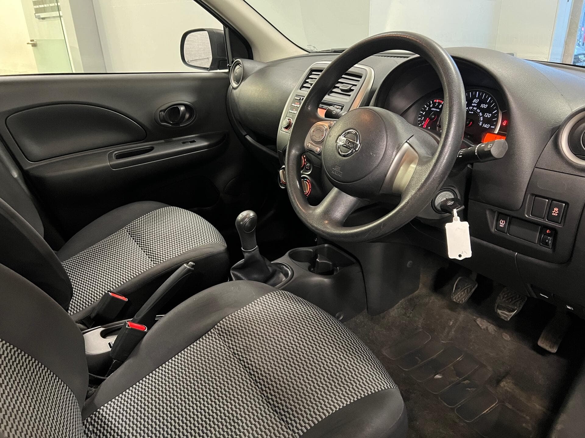 2016 Nissan Micra - Thumbnail 21