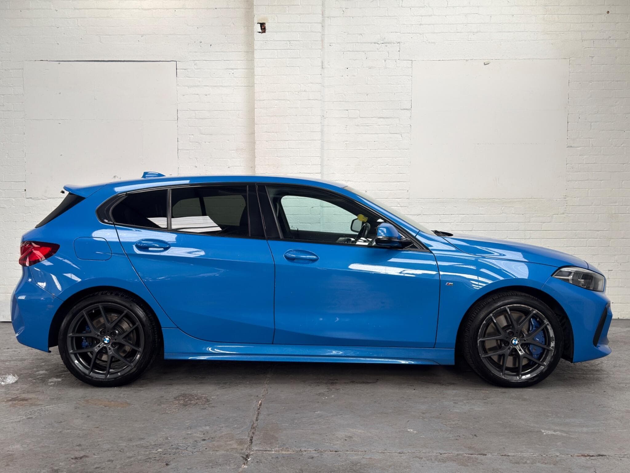 2020 BMW 1 Series - Thumbnail 11