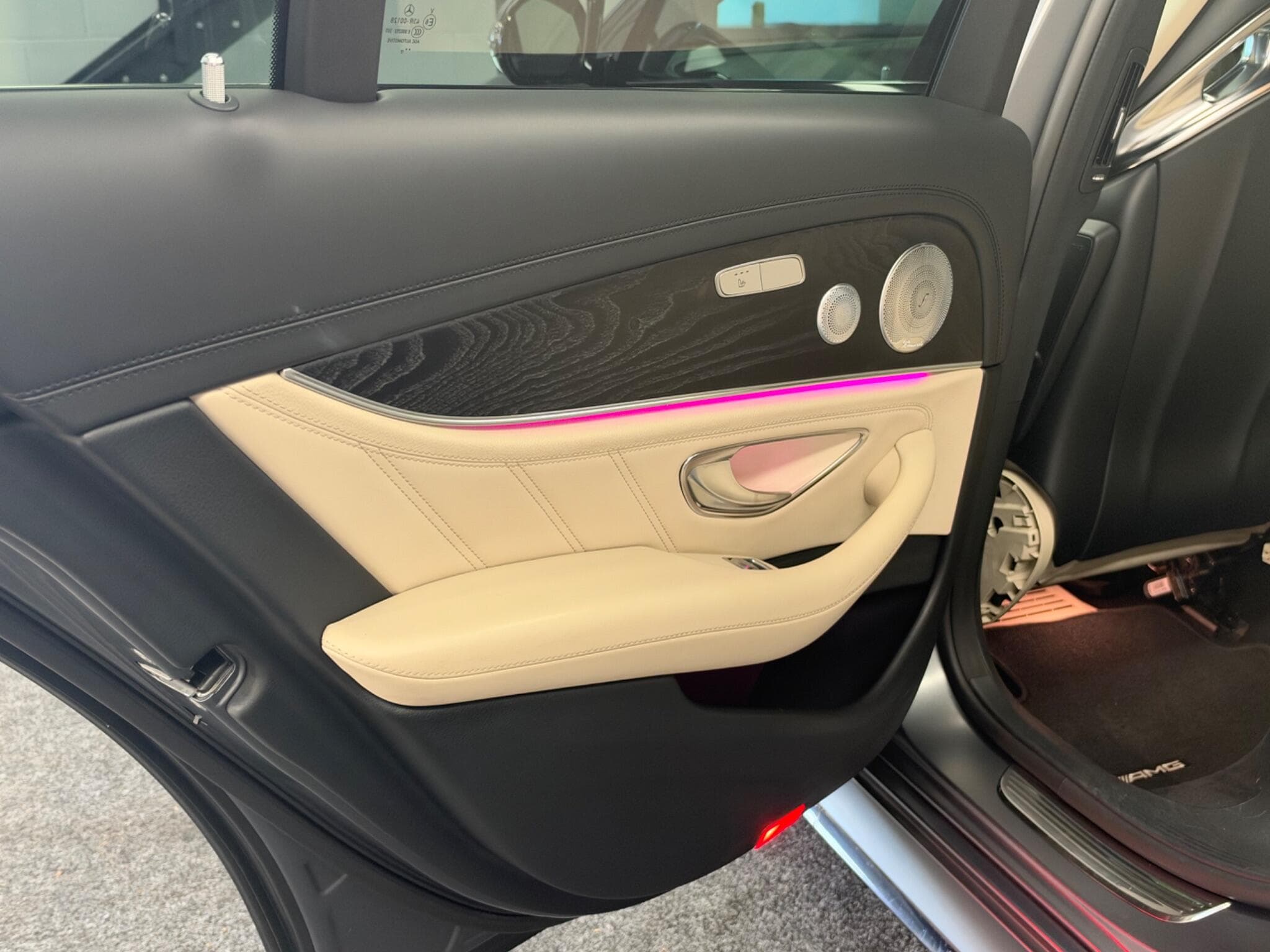2017 Mercedes-Benz E Class - Thumbnail 47