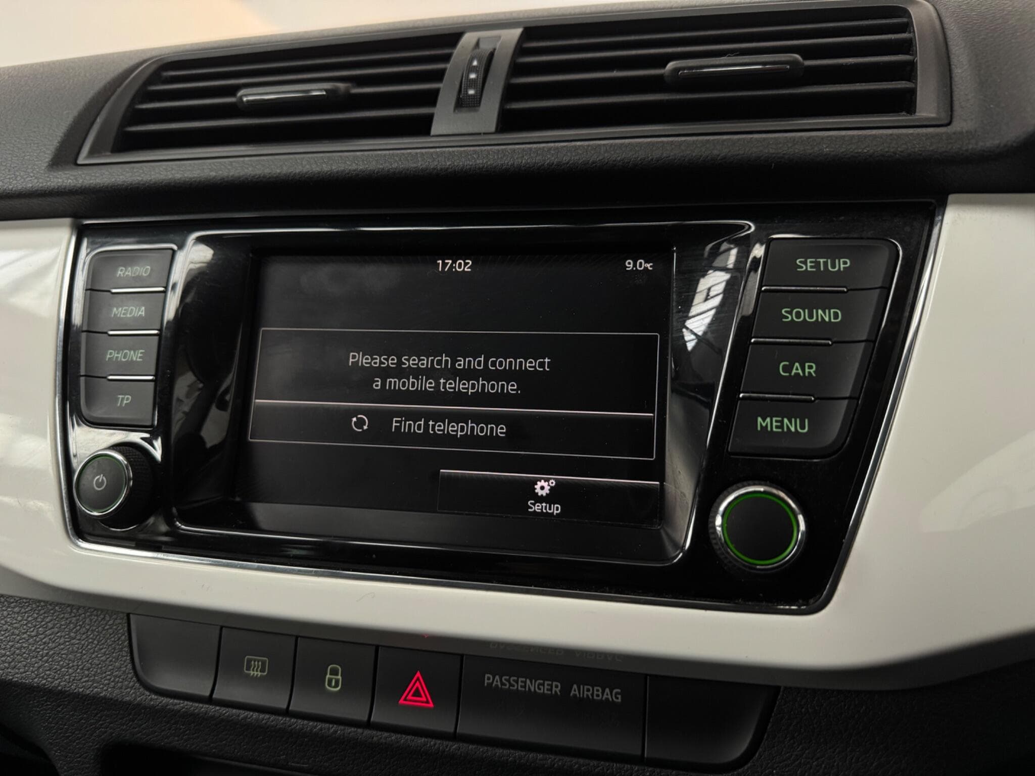 2015 Skoda Fabia - Thumbnail 15