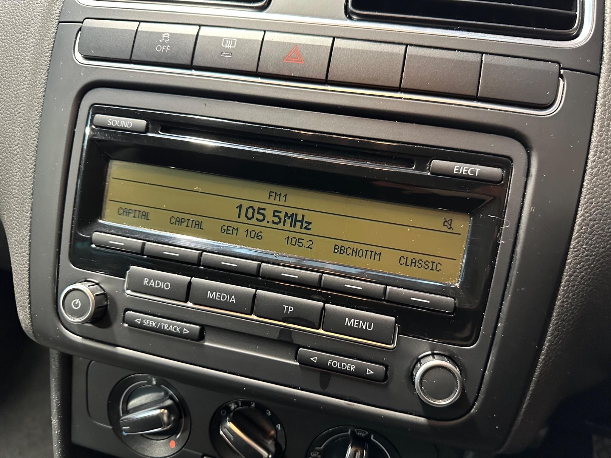 2011 Volkswagen Polo - Thumbnail 11