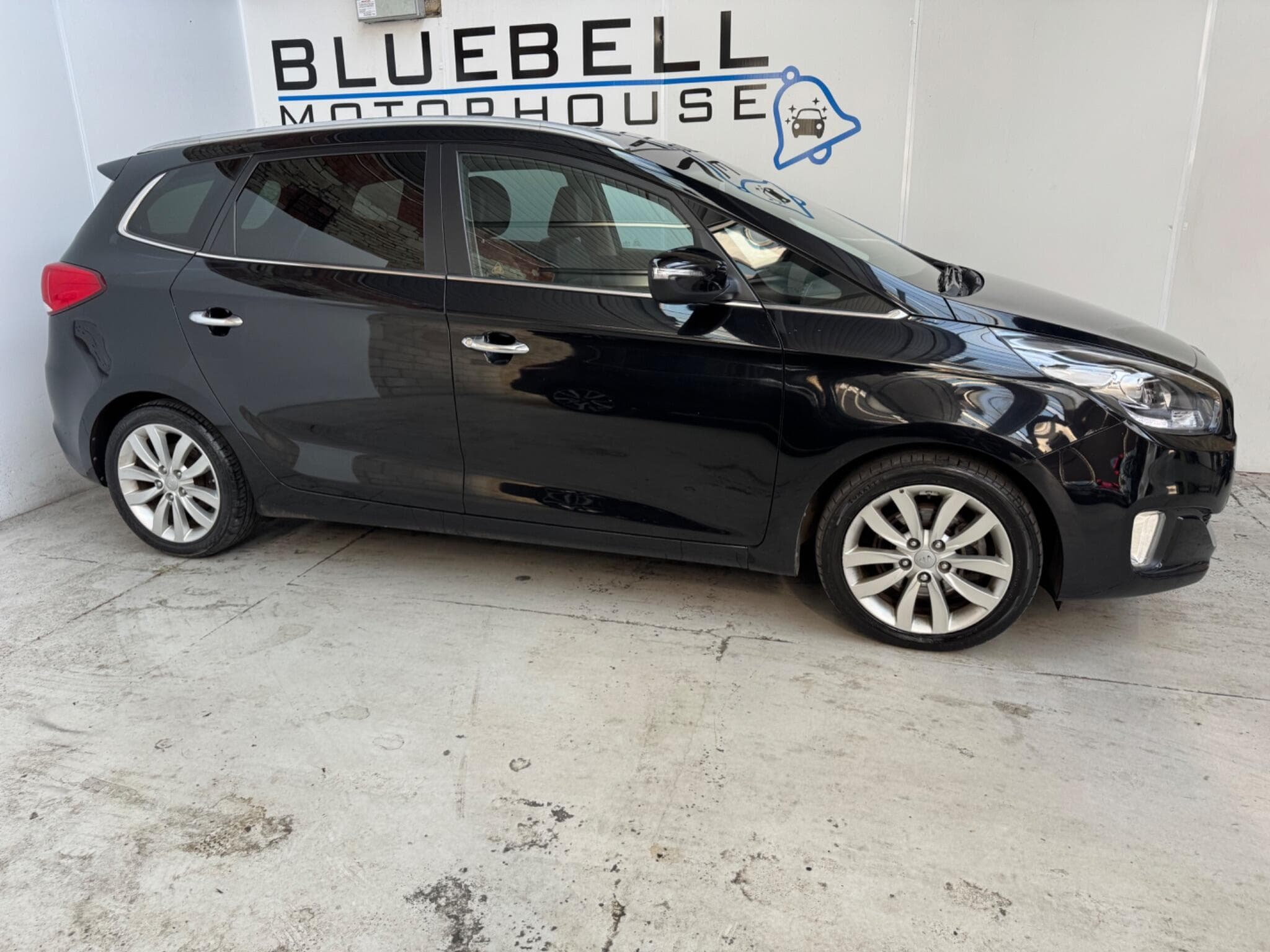 2016 Kia Carens - Thumbnail 9