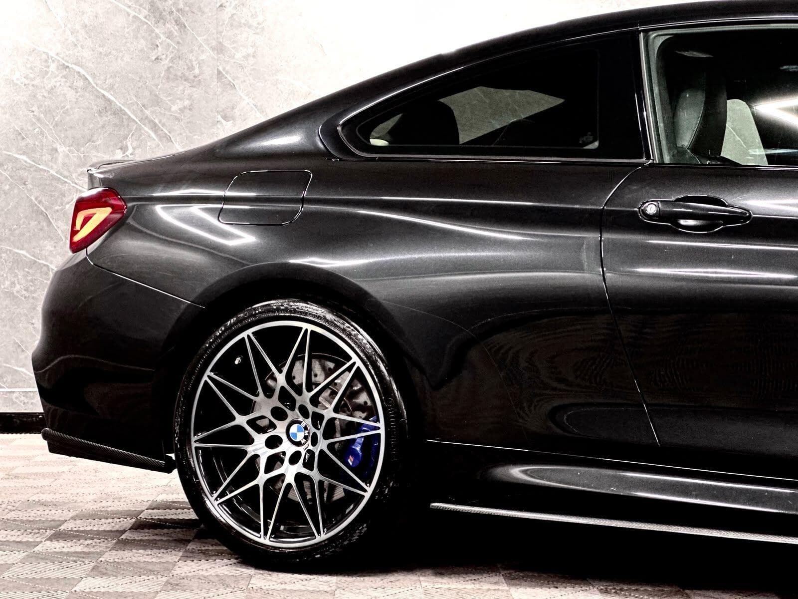 2017 BMW M4 - Thumbnail 26