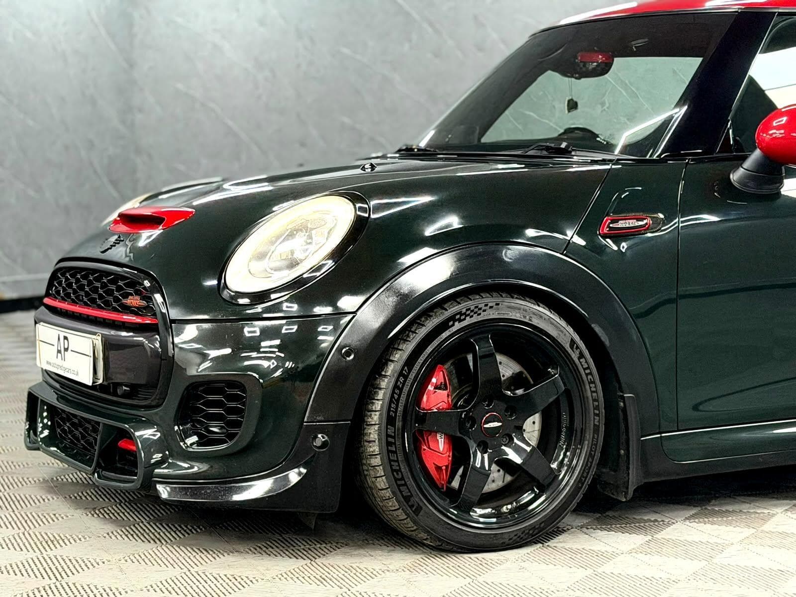 2015 MINI Hatch - Thumbnail 11