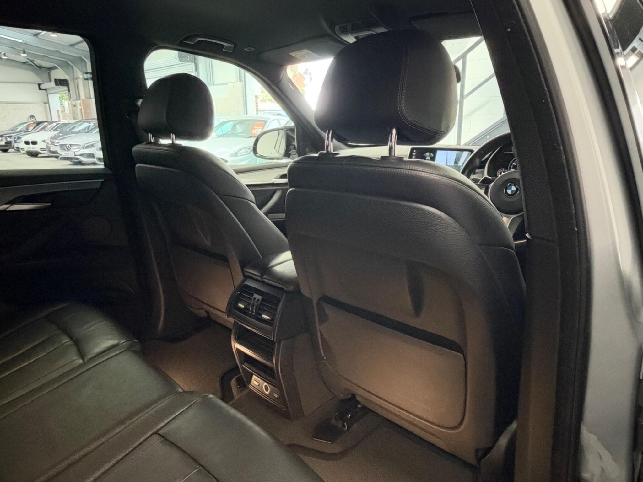 2017 BMW X5 - Thumbnail 22
