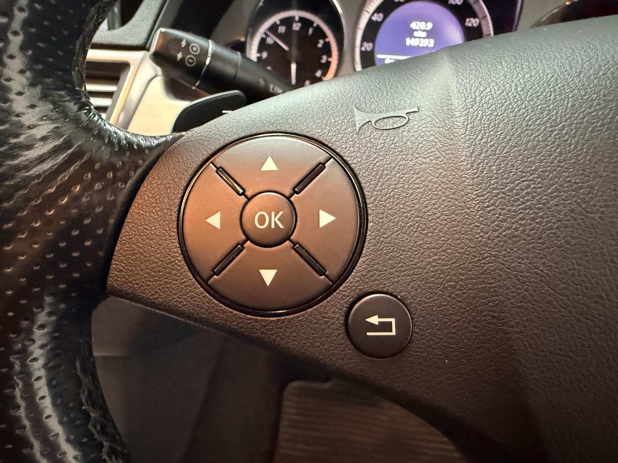 2010 Mercedes-Benz E Class - Thumbnail 25