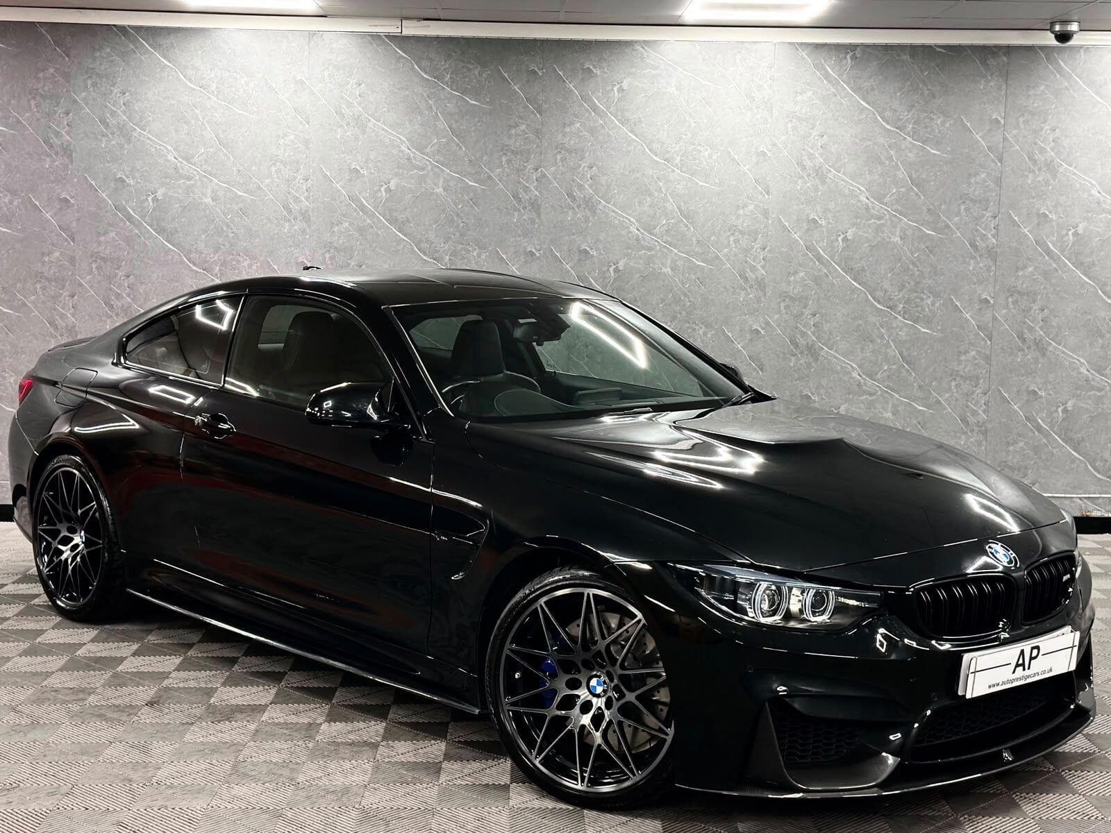 2017 BMW M4 - Thumbnail 14