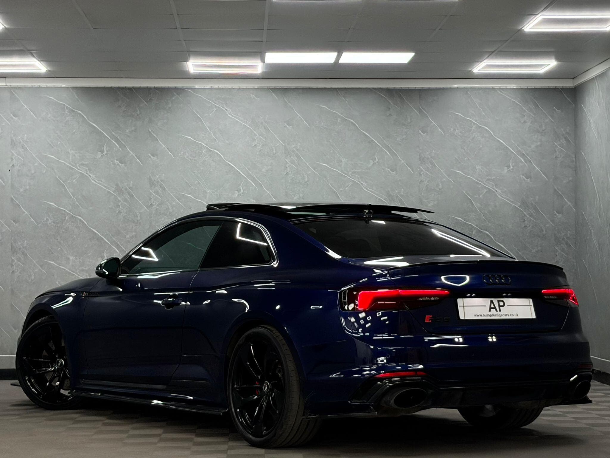 2017 Audi RS5 - Thumbnail 3