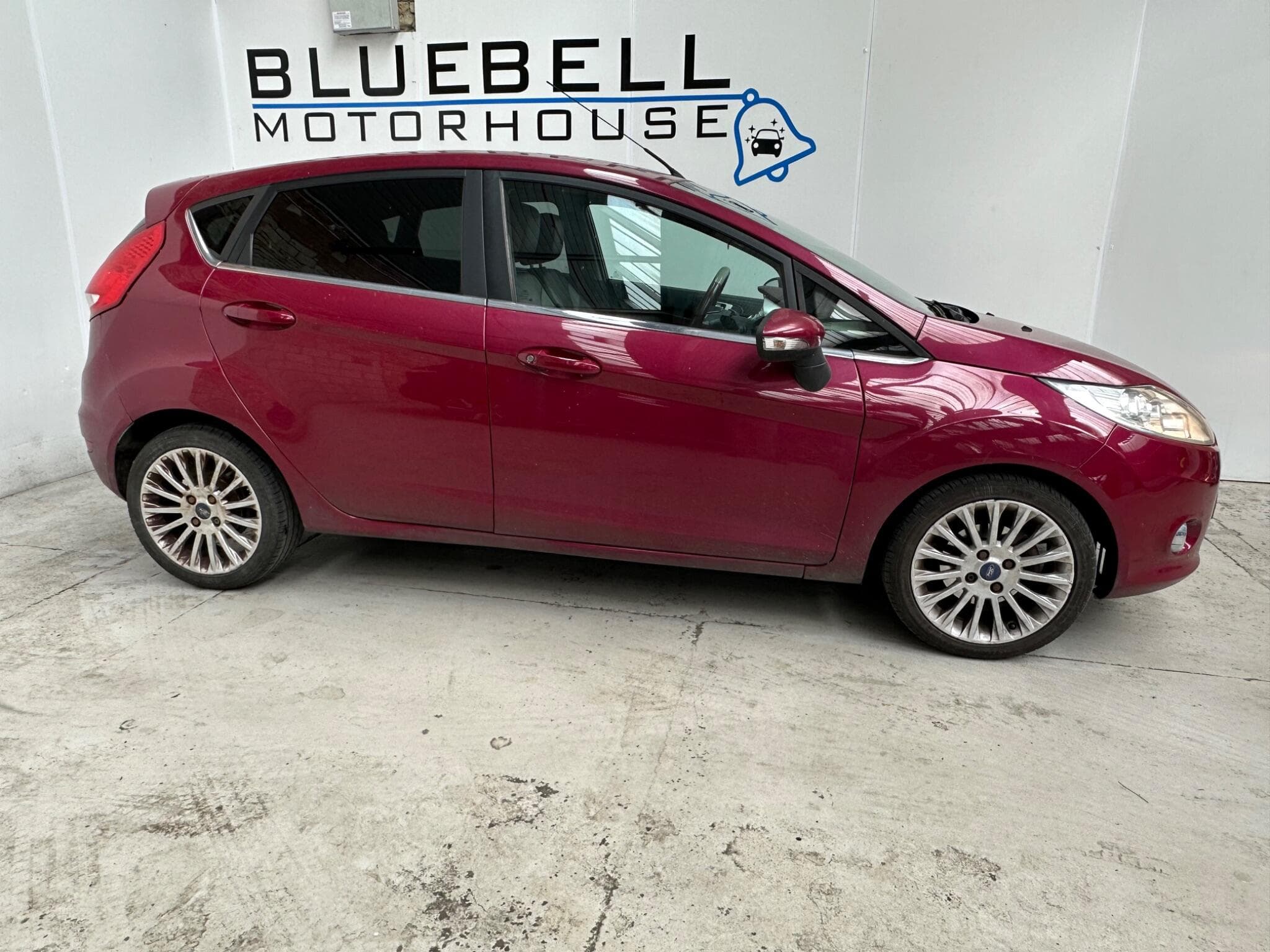 2012 Ford Fiesta - Thumbnail 7