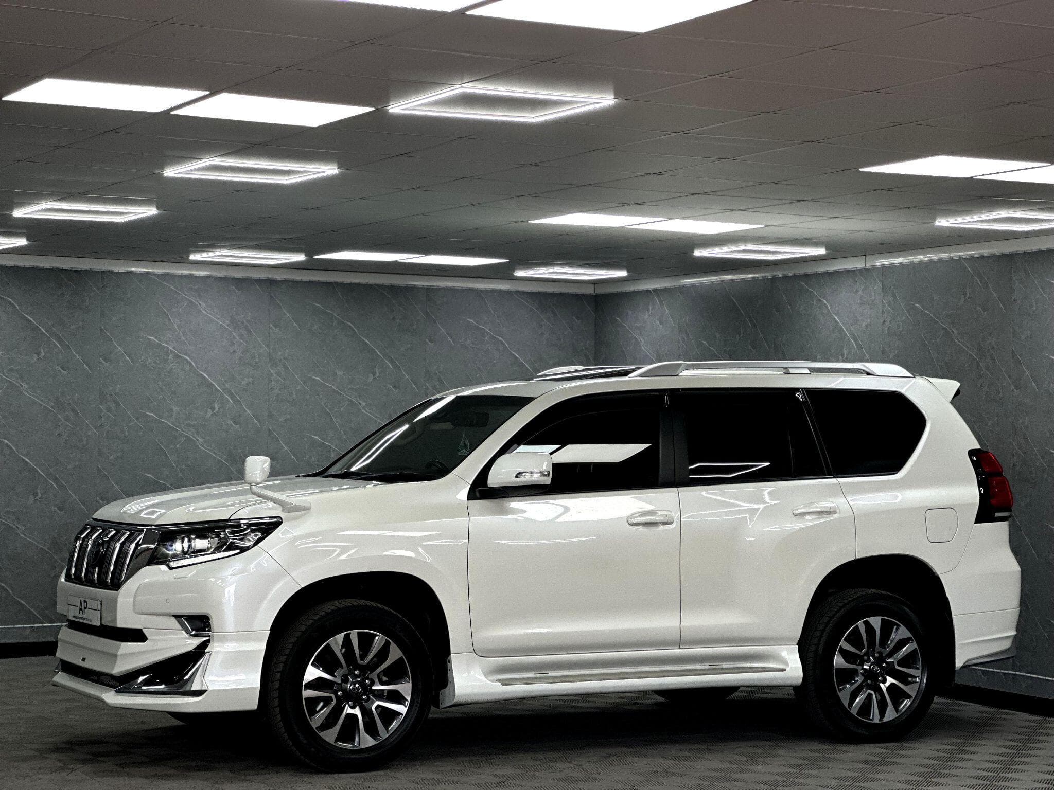2022 Toyota Land Cruiser - Thumbnail 27