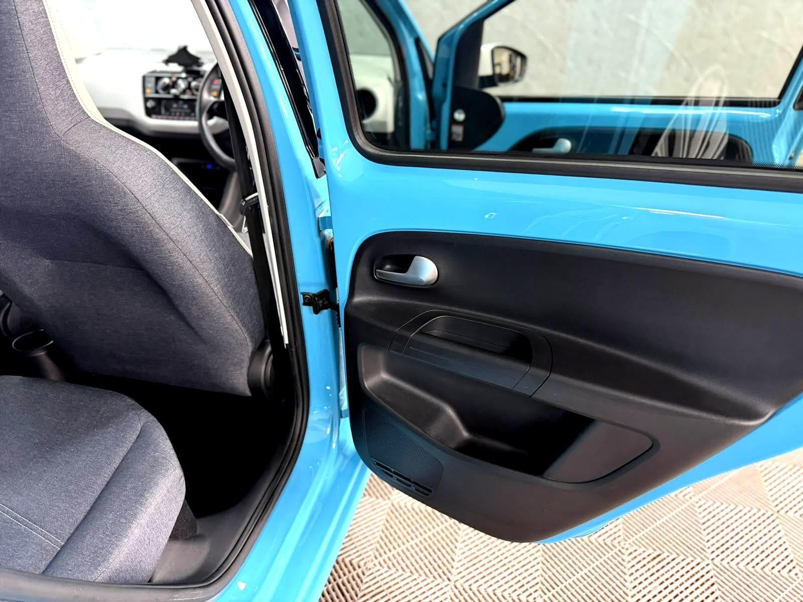 2019 Volkswagen up! - Thumbnail 48