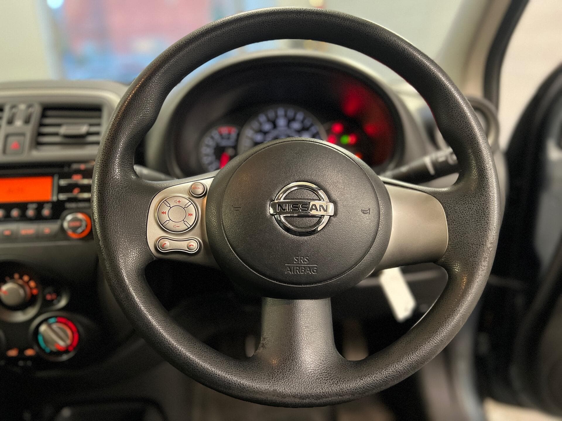 2016 Nissan Micra - Thumbnail 25