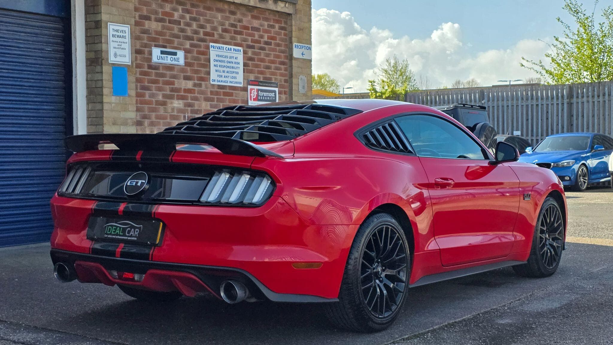 2016 Ford Mustang - Thumbnail 2